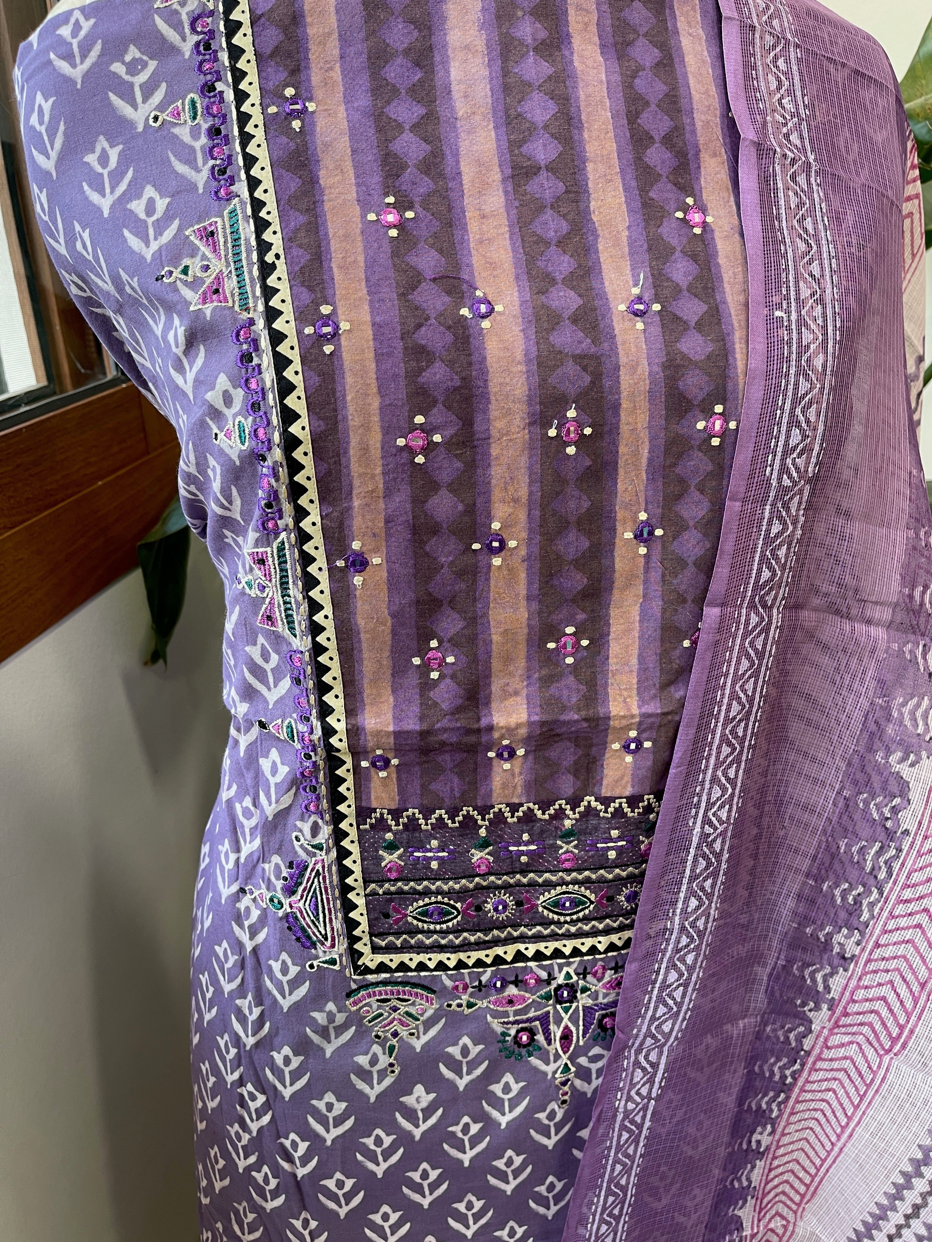 Handblock Printed Embroidered Suit Set with Patchwork in Pure Cotton - Masakalee