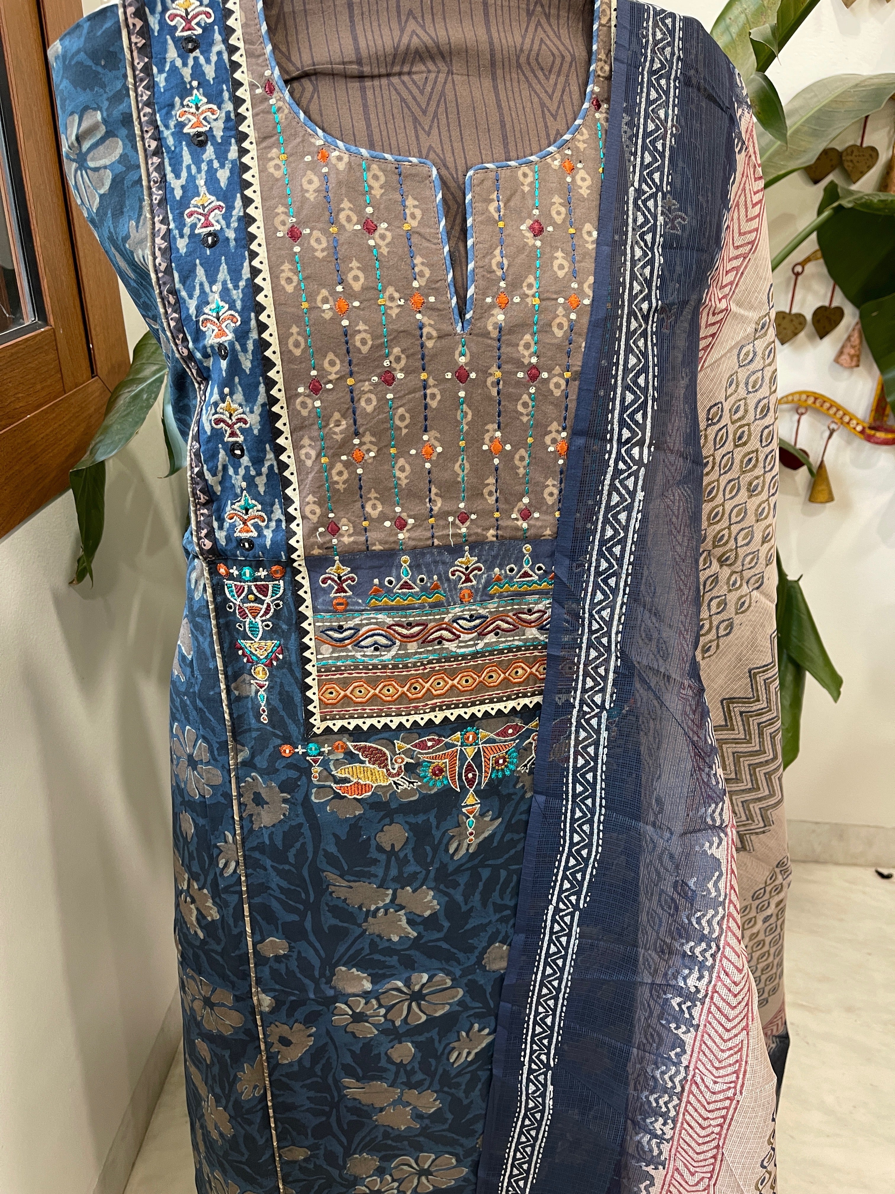 Handblock Printed Embroidered Suit Set with Patchwork in Pure Cotton - Masakalee
