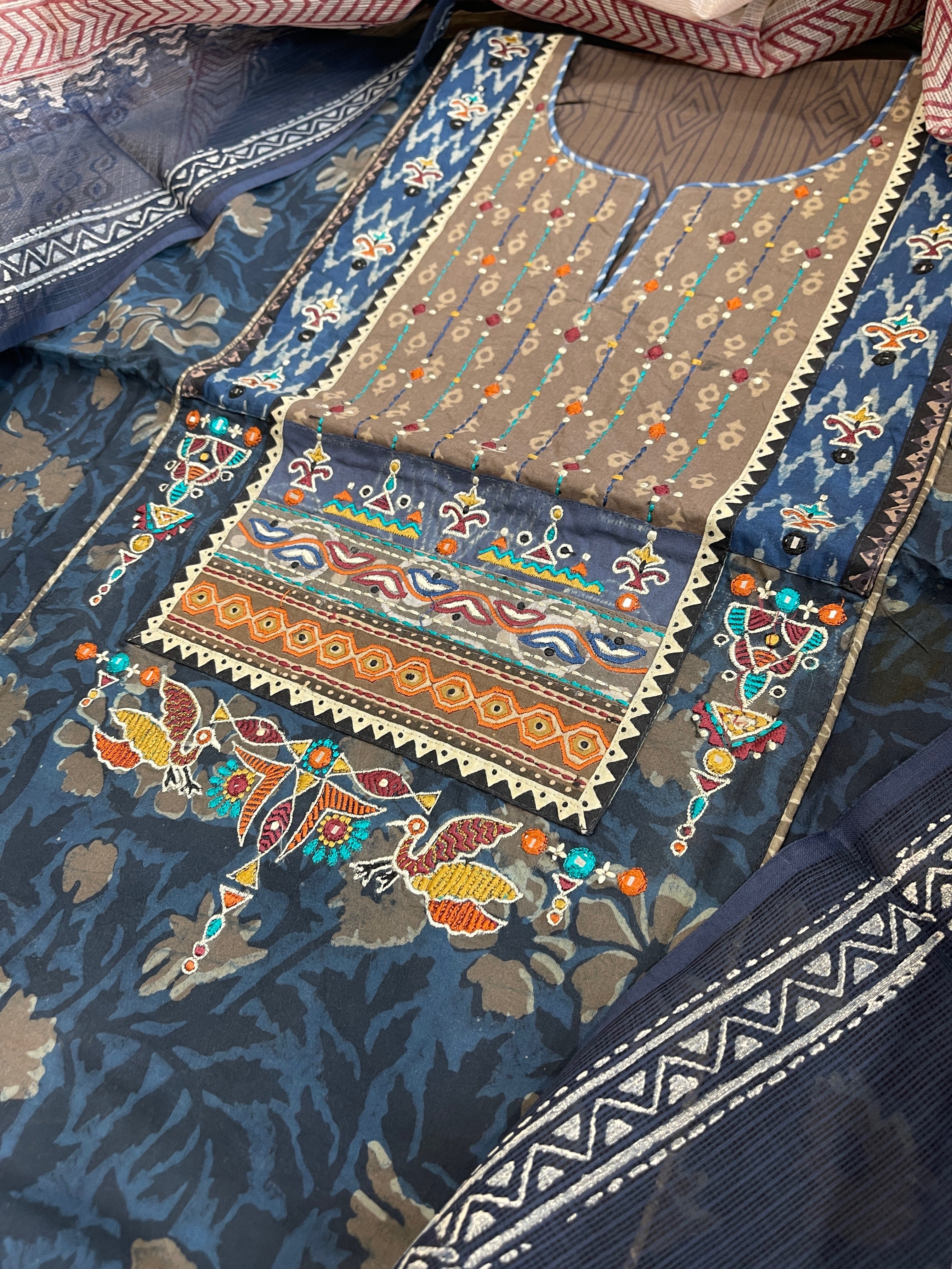 Handblock Printed Embroidered Suit Set with Patchwork in Pure Cotton - Masakalee