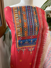 Handblock Printed Embroidered Suit Set with Patchwork in Pure Cotton - Masakalee