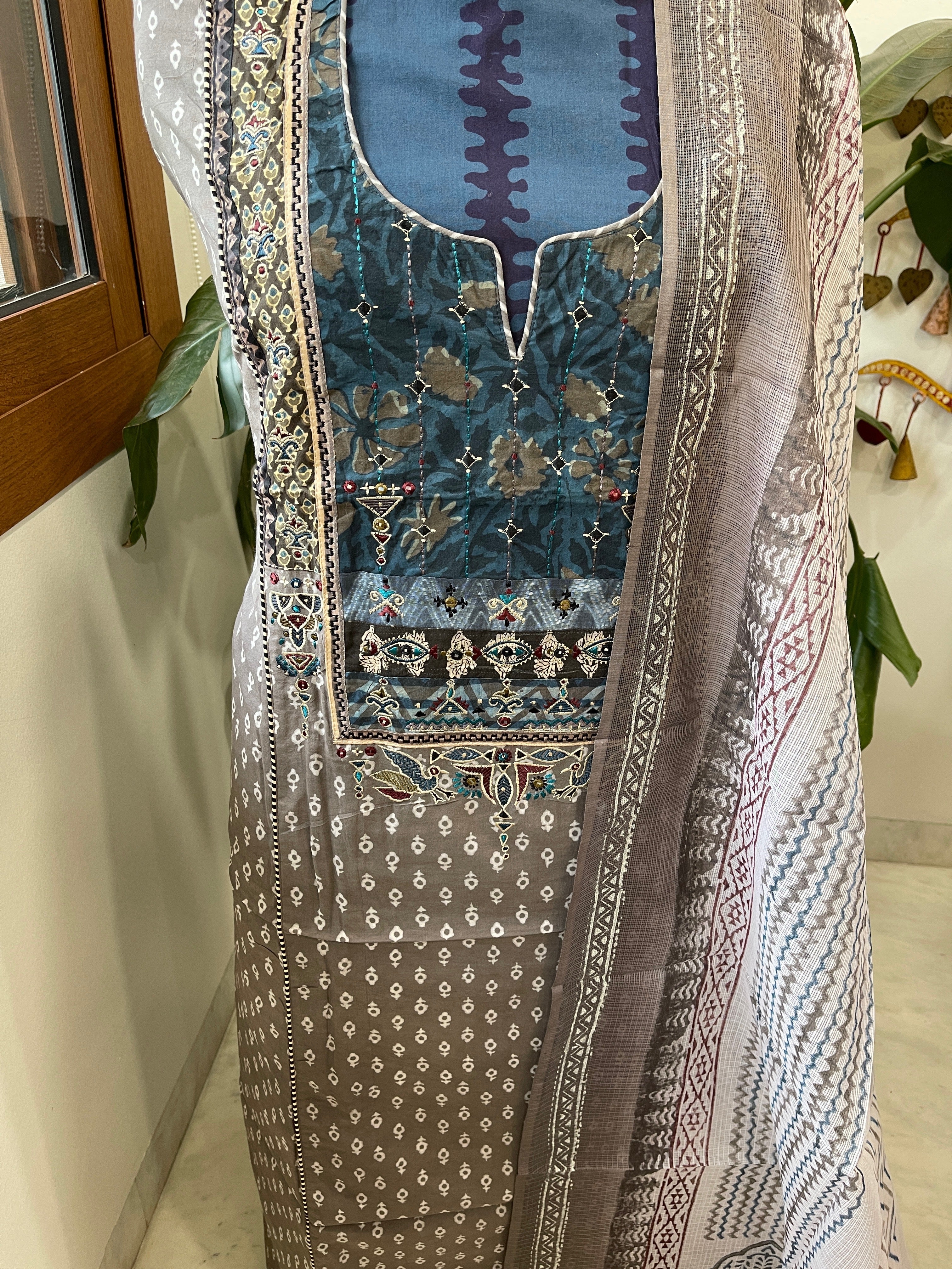 Handblock Printed Embroidered Suit Set with Patchwork in Pure Cotton - Masakalee