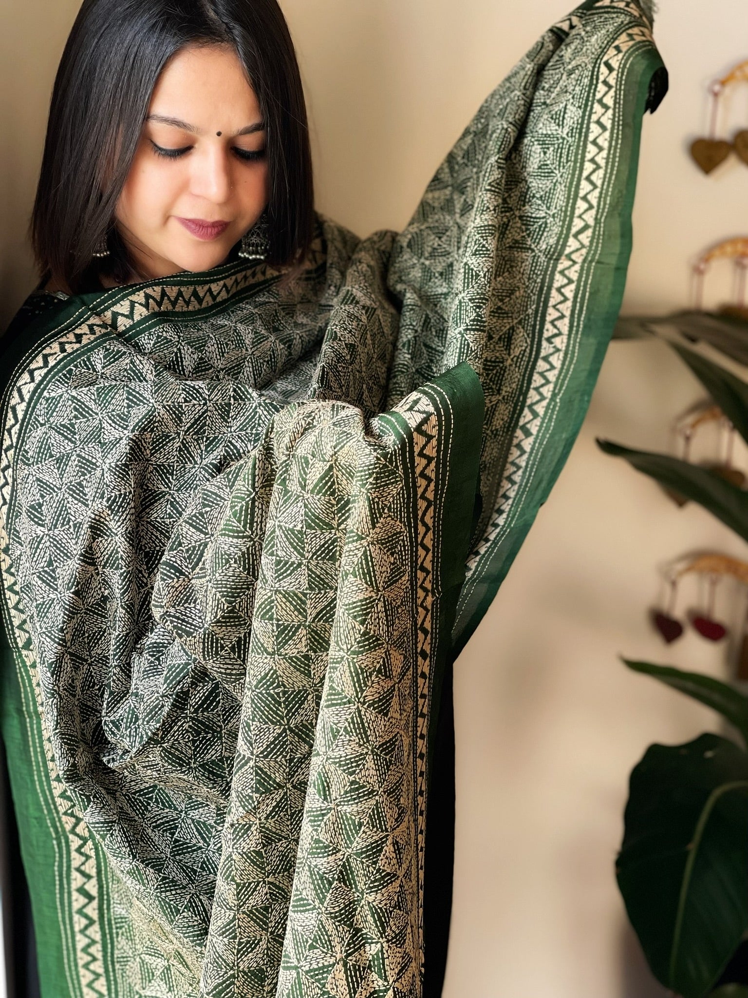 Handmade Kantha Dupatta in Silk - Masakalee