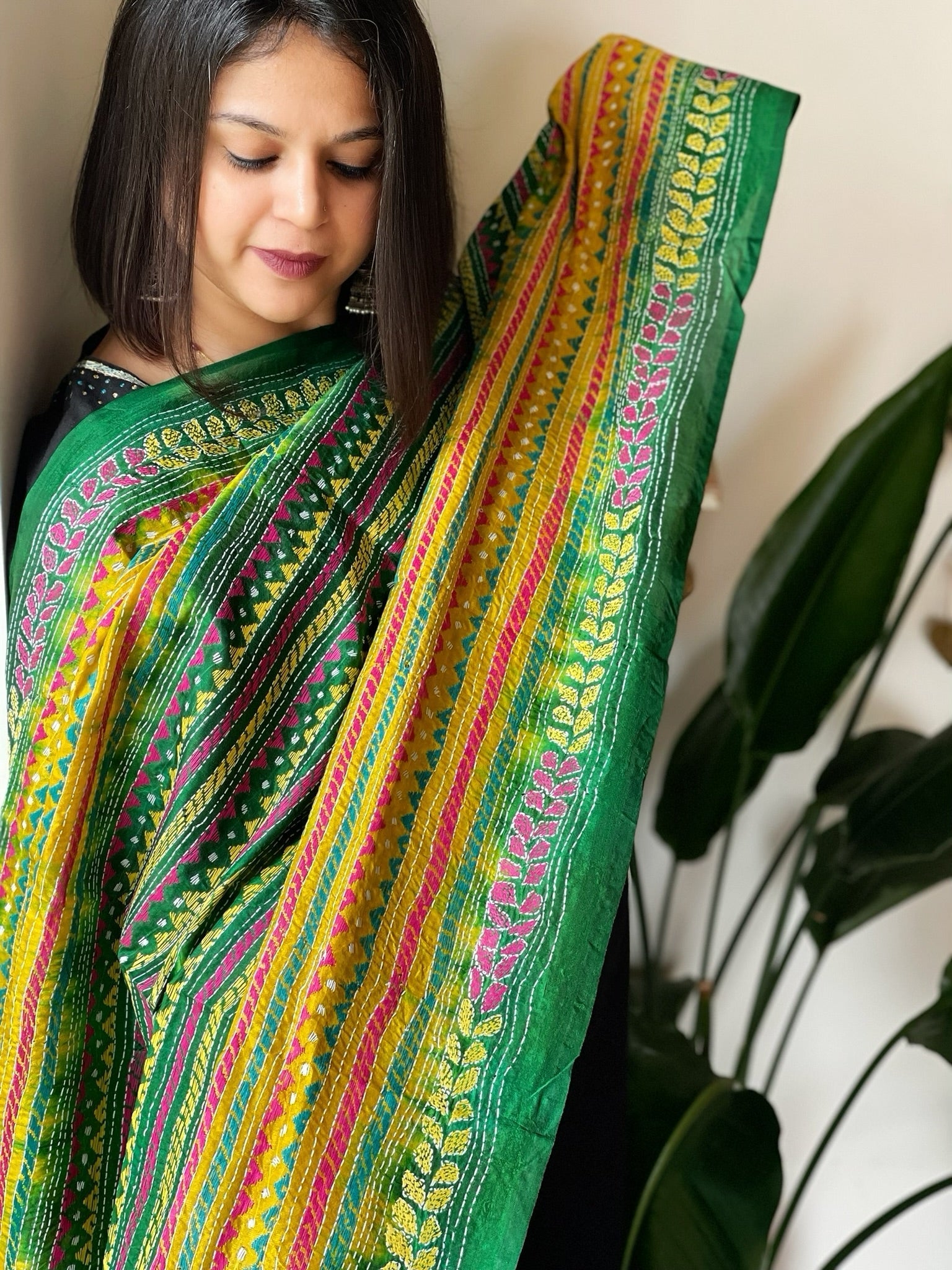 Handmade Kantha Dupatta in Silk - Masakalee