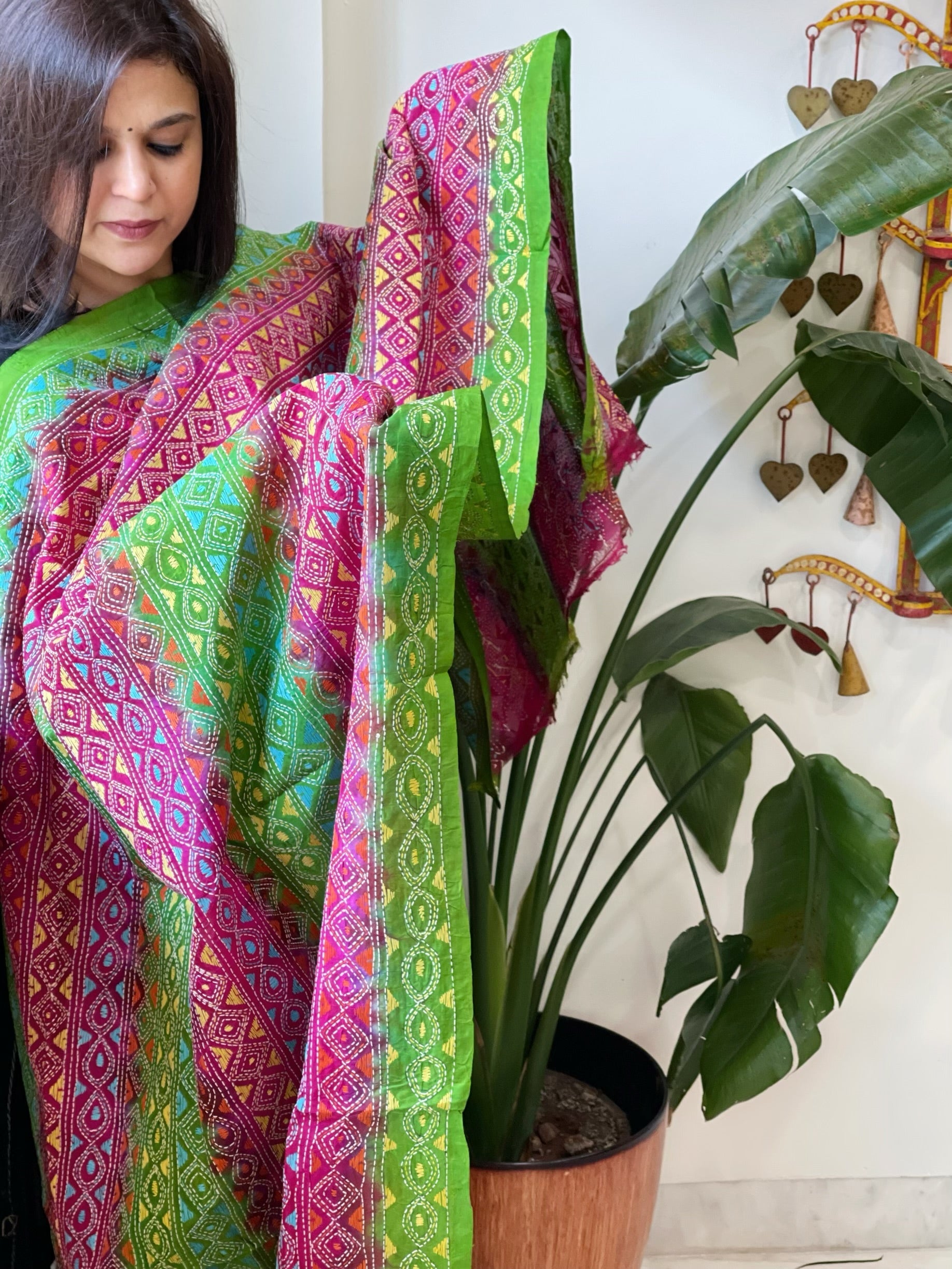 Handmade Kantha Dupatta in Silk - Masakalee