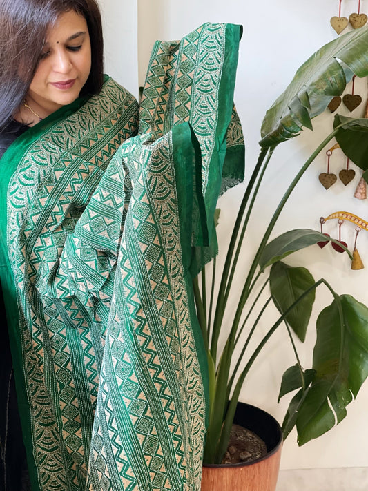 Handmade Kantha Dupatta in Silk - Masakalee