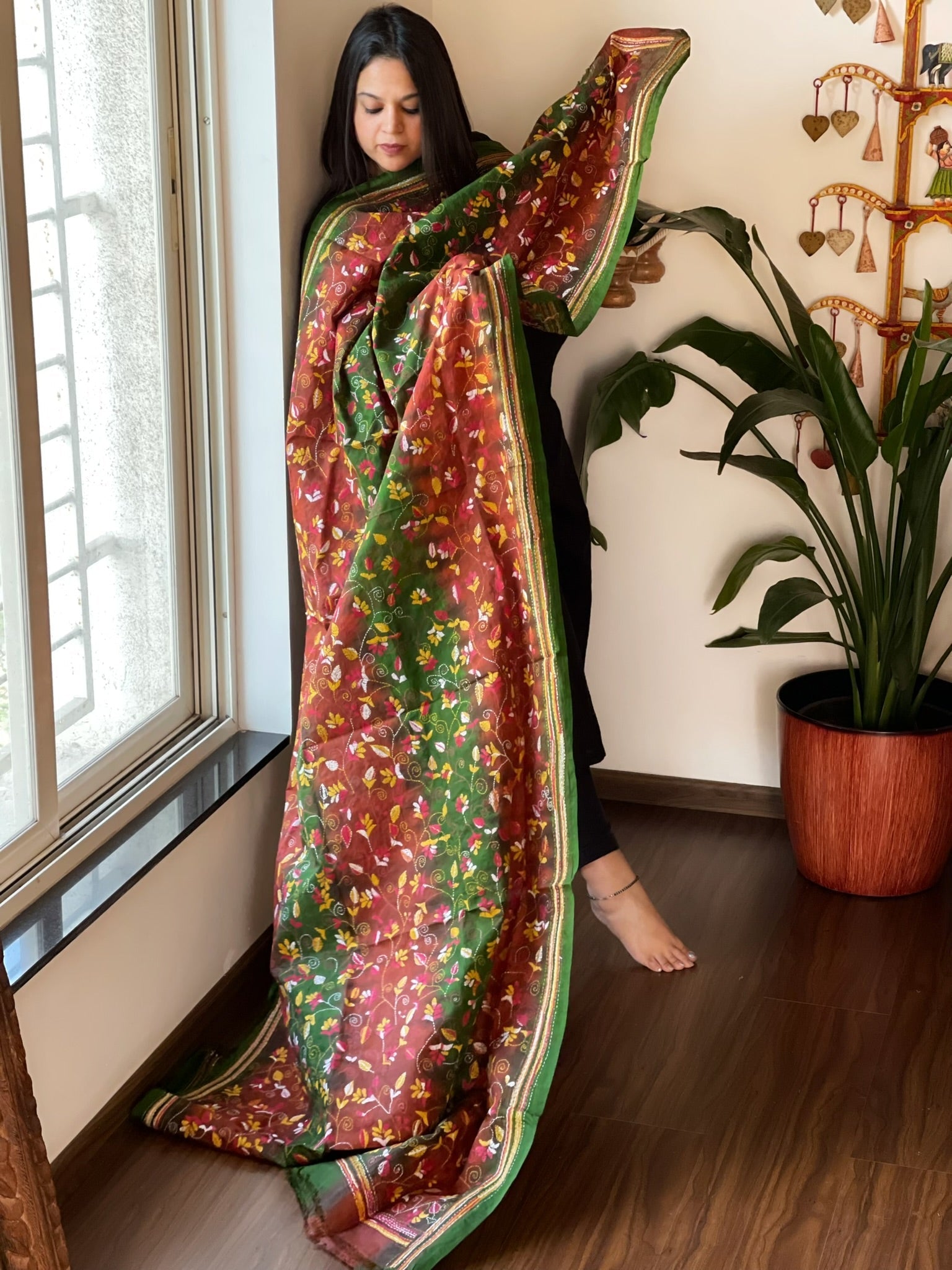 Handmade Kantha Dupatta in Silk - Masakalee