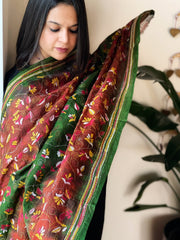 Handmade Kantha Dupatta in Silk - Masakalee