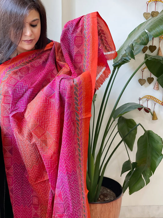 Handmade Kantha Dupatta in Silk - Masakalee