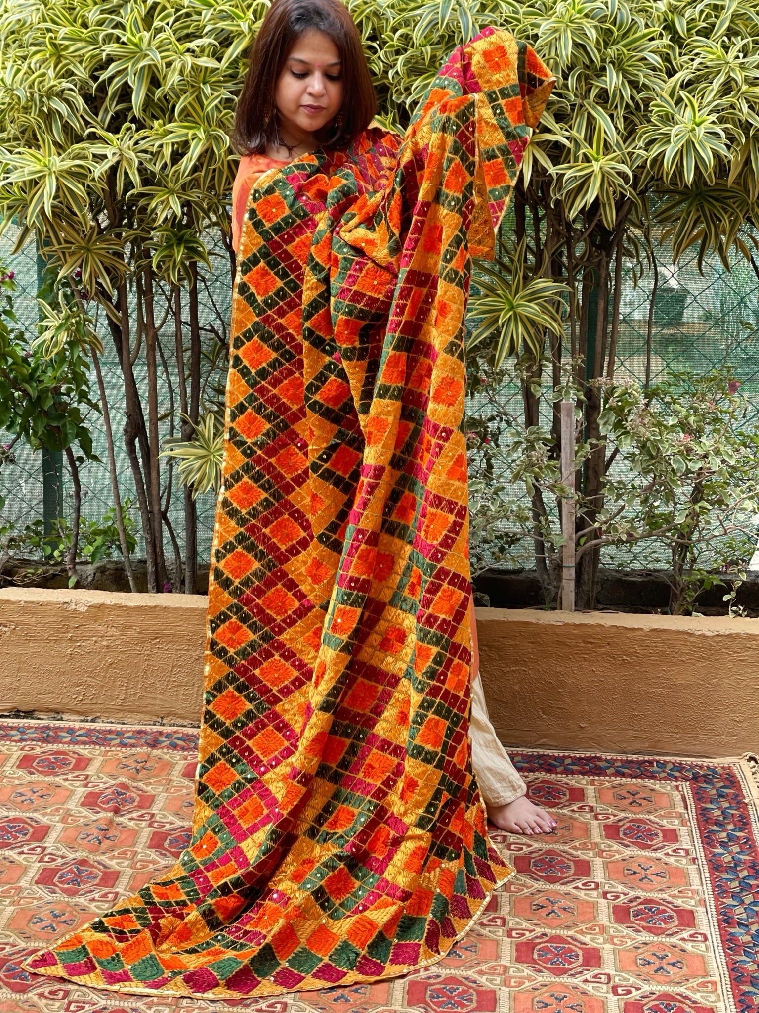 Handmade Phulkari Dupatta in Cotton - Masakalee