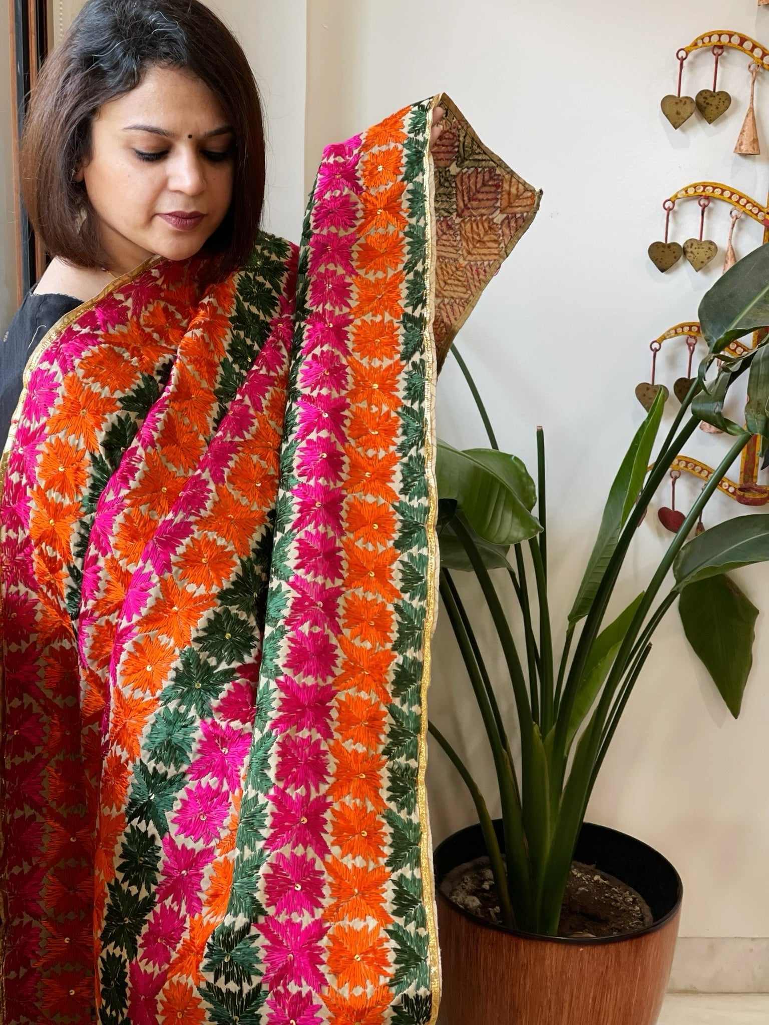 Handmade Phulkari Dupatta in Cotton - Masakalee