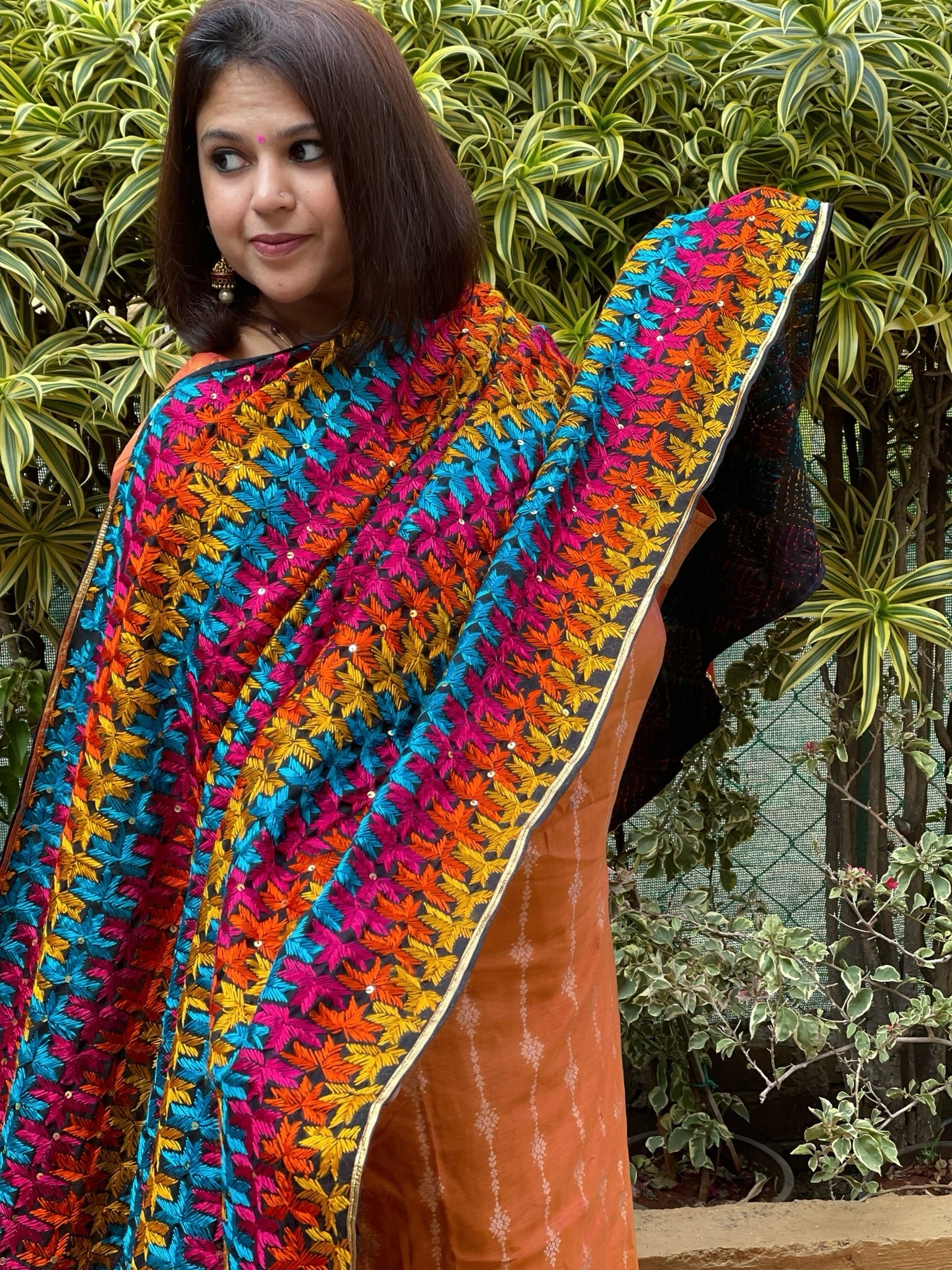 Handmade Phulkari Dupatta in Cotton - Masakalee