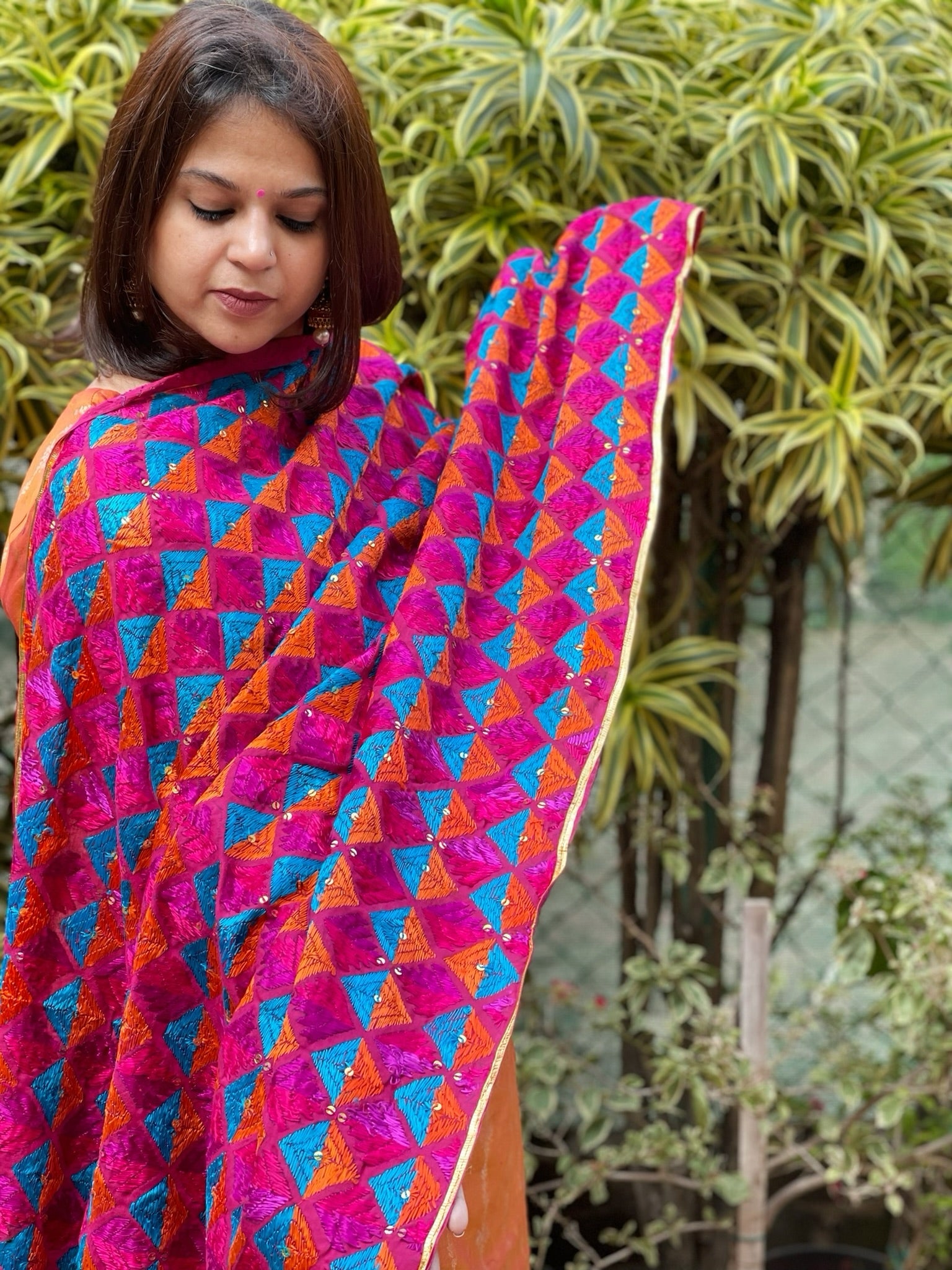 Handmade Phulkari Dupatta in Cotton - Masakalee