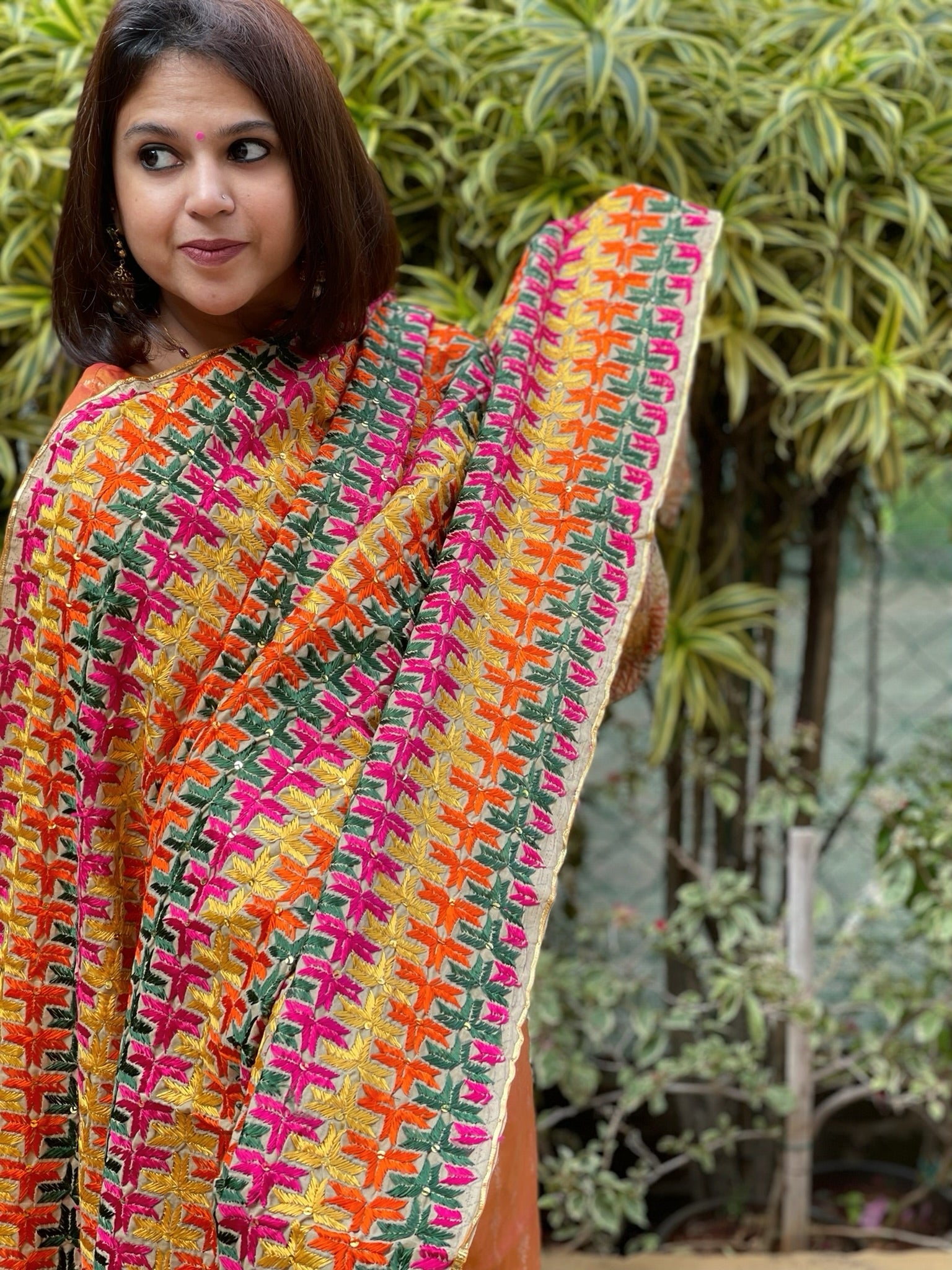 Handmade Phulkari Dupatta in Cotton - Masakalee