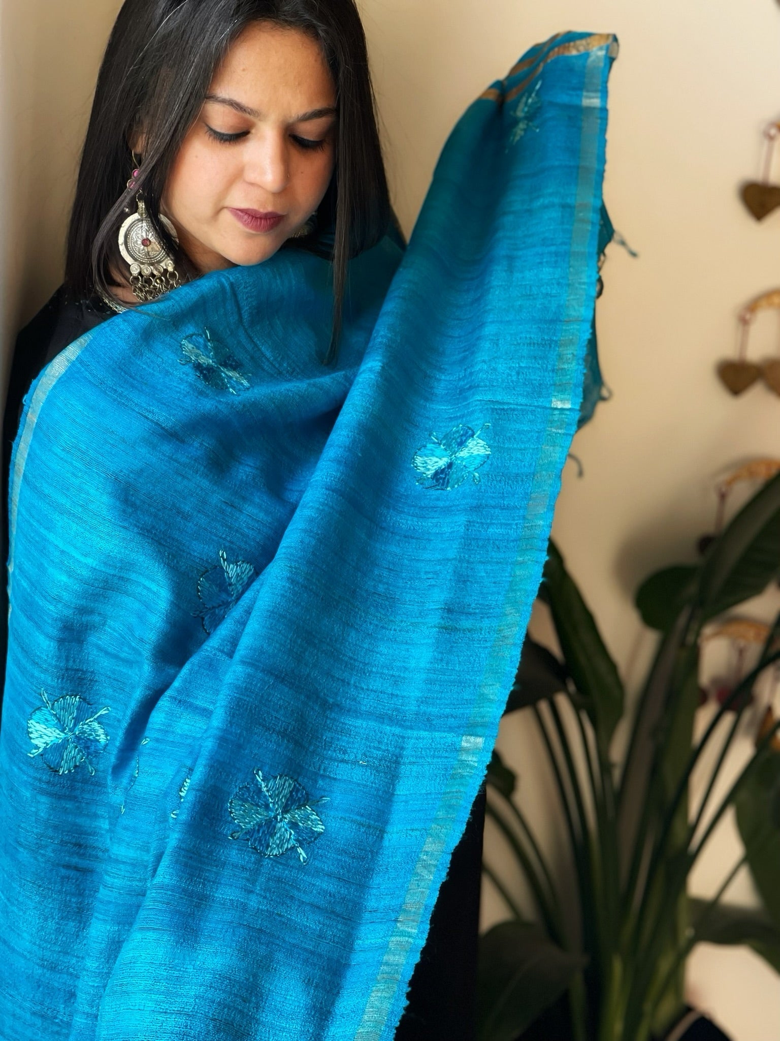 Handmade Phulkari Dupatta in Pure Geecha - Tussar Silk - Masakalee