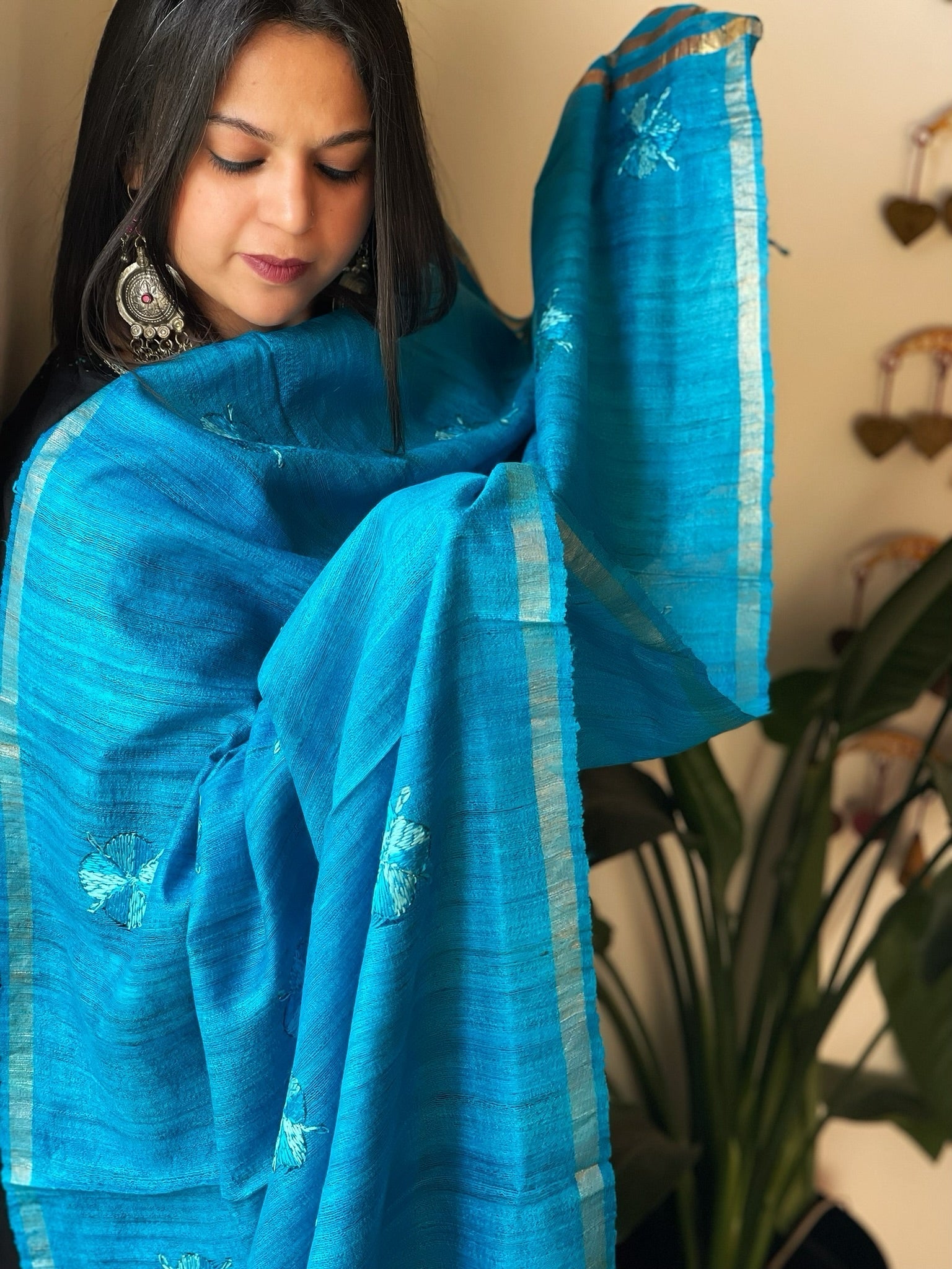 Handmade Phulkari Dupatta in Pure Geecha - Tussar Silk - Masakalee