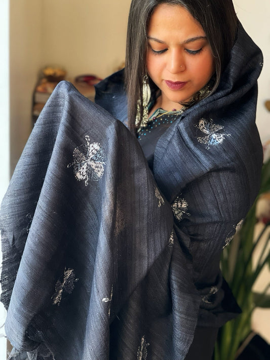 Handmade Phulkari Dupatta in Pure Geecha - Tussar Silk - Masakalee