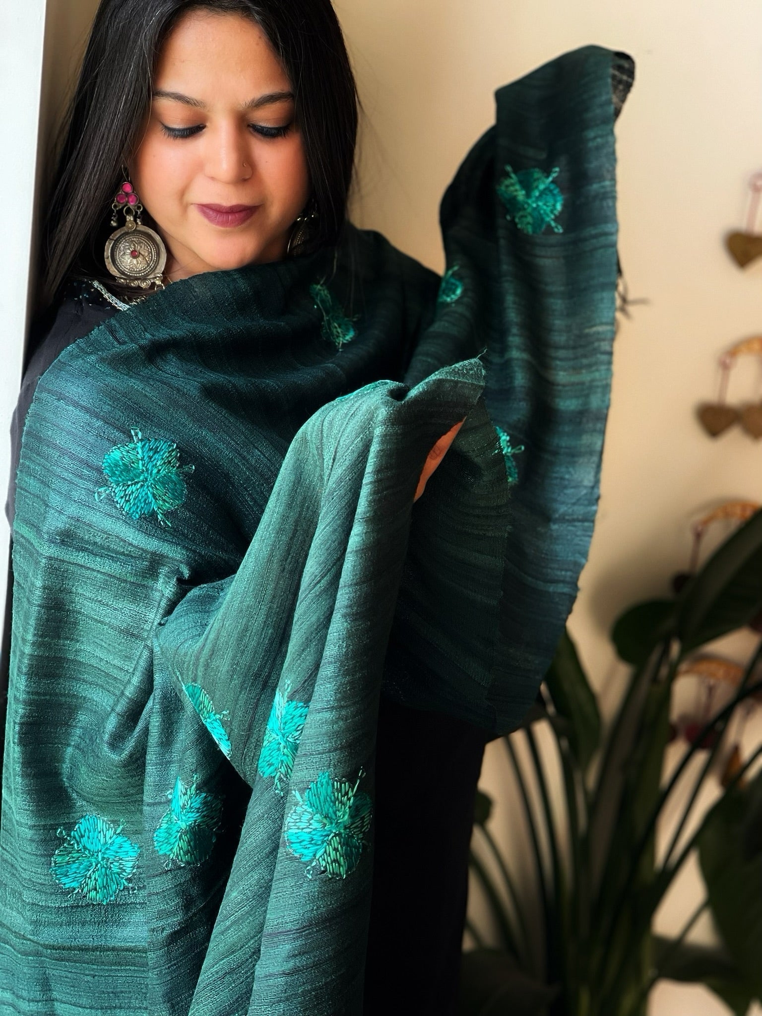 Handmade Phulkari Dupatta in Pure Geecha - Tussar Silk - Masakalee