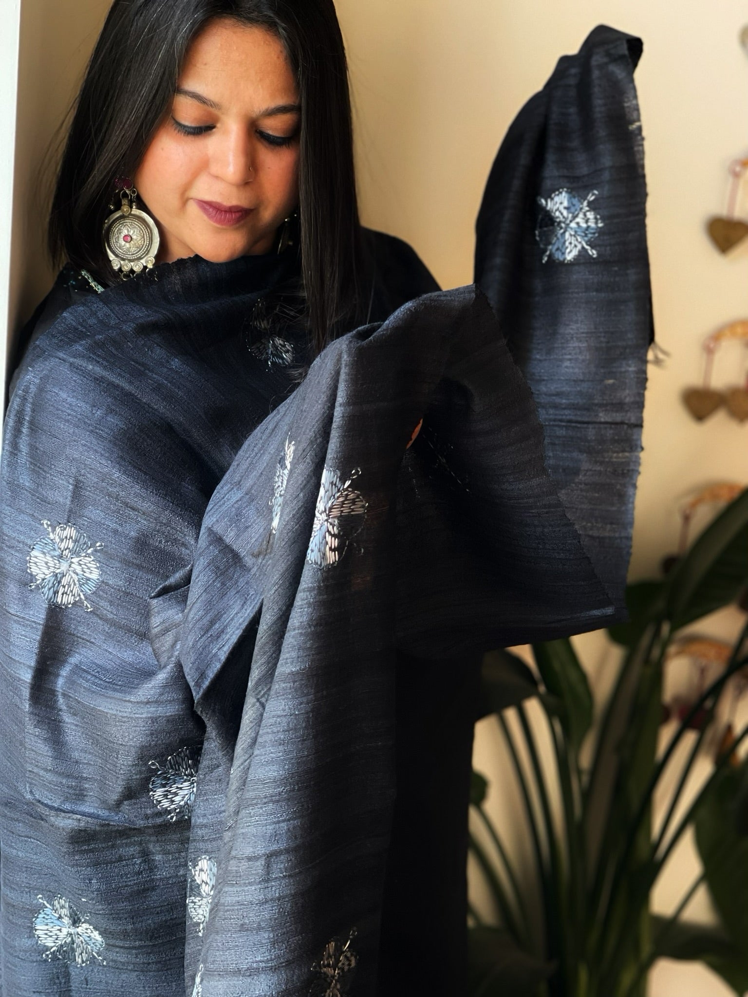 Handmade Phulkari Dupatta in Pure Geecha - Tussar Silk - Masakalee