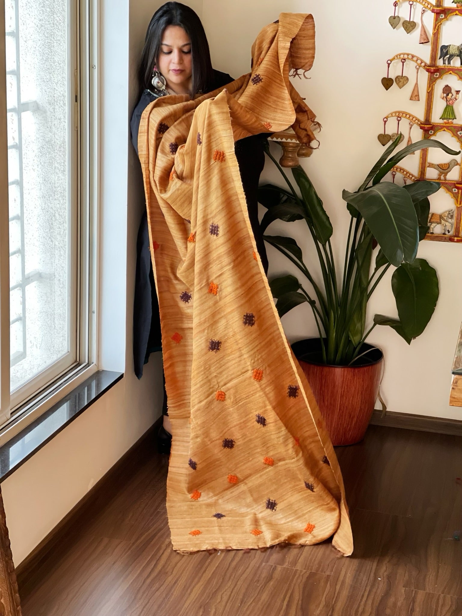 Handmade Phulkari Dupatta in Pure Geecha - Tussar Silk - Masakalee