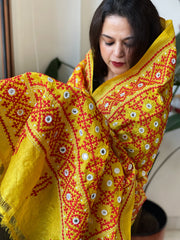 Handmade Sindhi Kadhai with Real Mirror Handwork Dupatta in Pure Silk - Masakalee