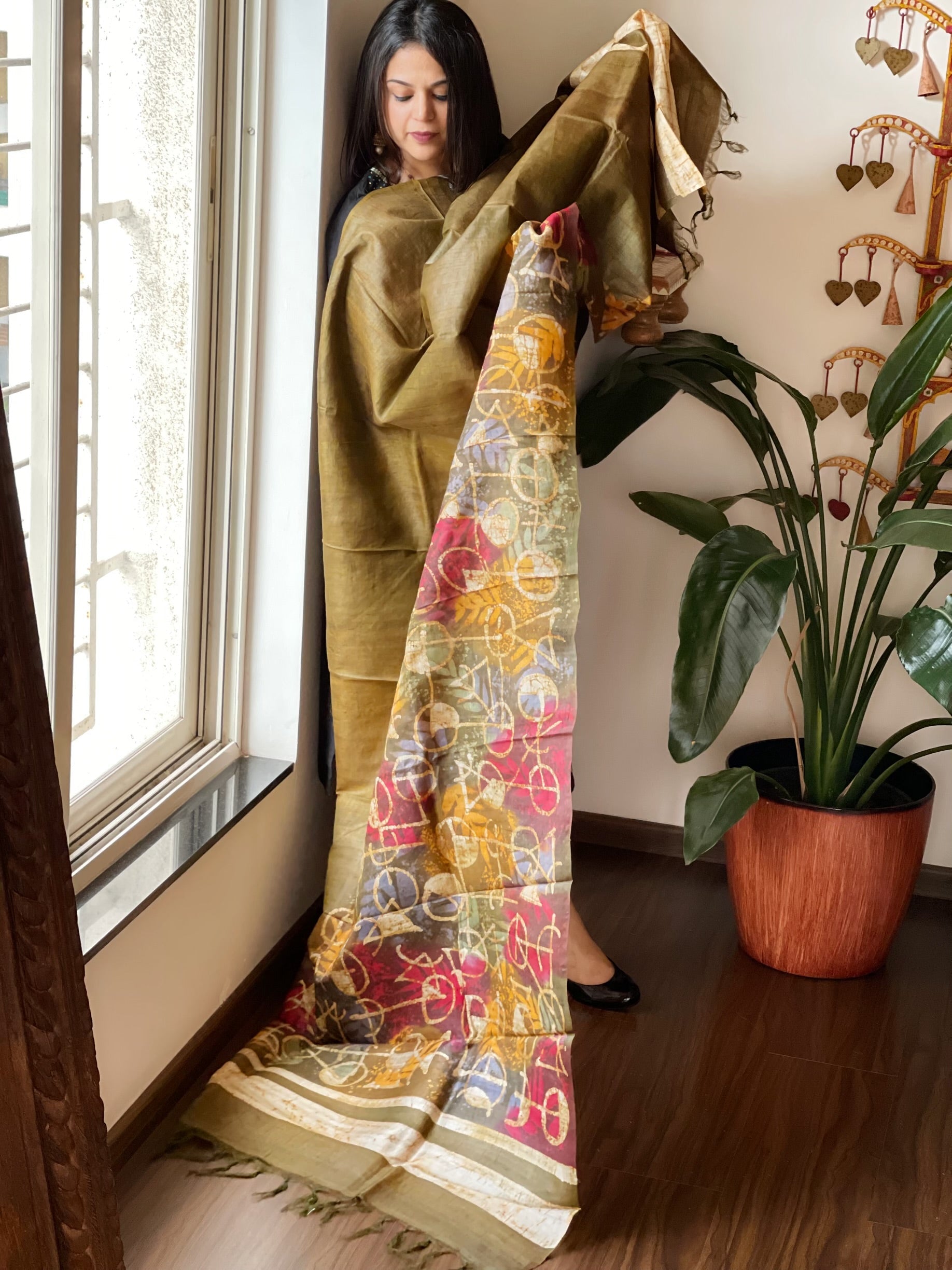 Handpainted and Hand Dyed Dupatta in Pure Silk - Masakalee