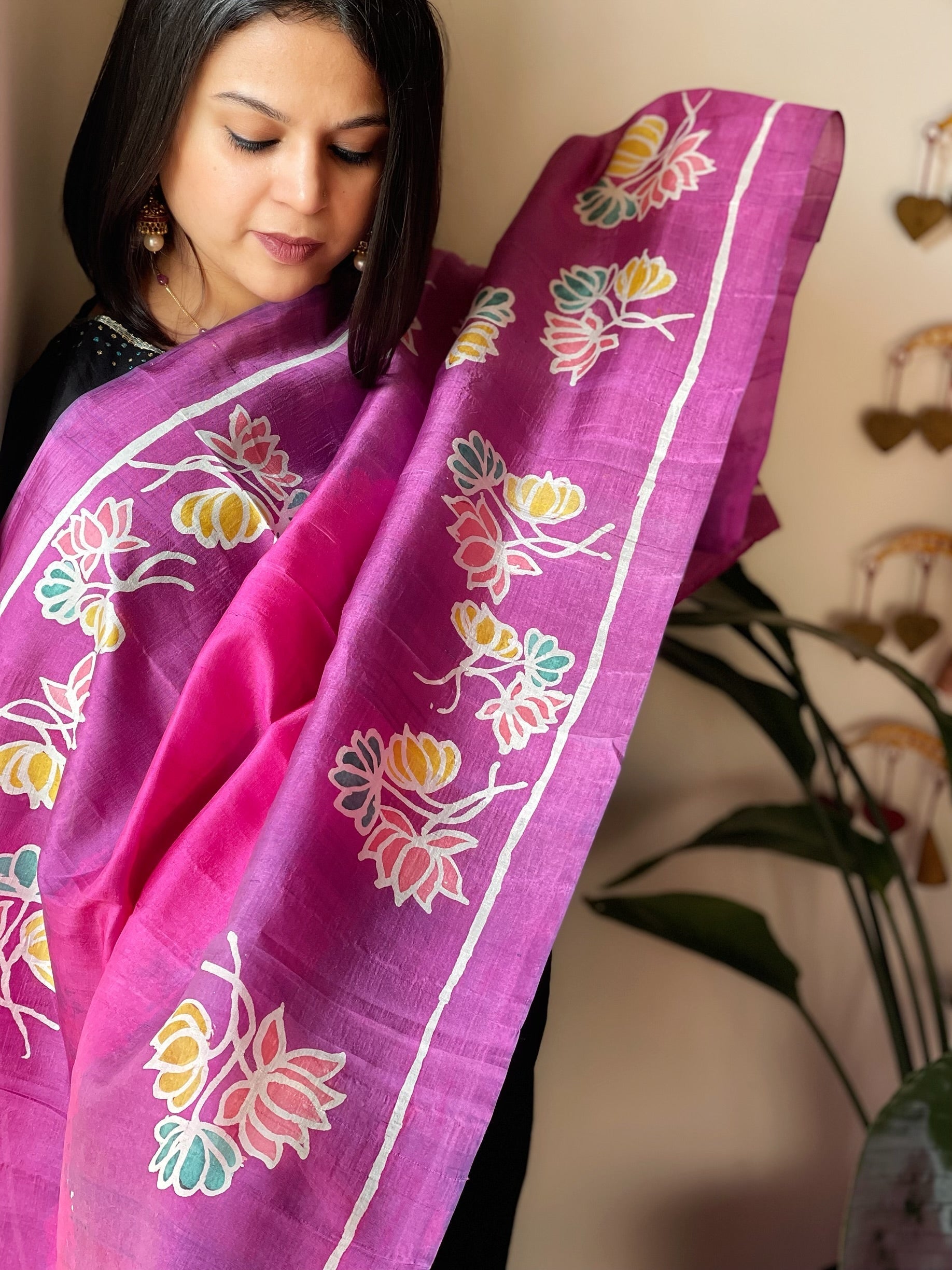 Handpainted and Hand Dyed Dupatta in Pure Silk - Masakalee