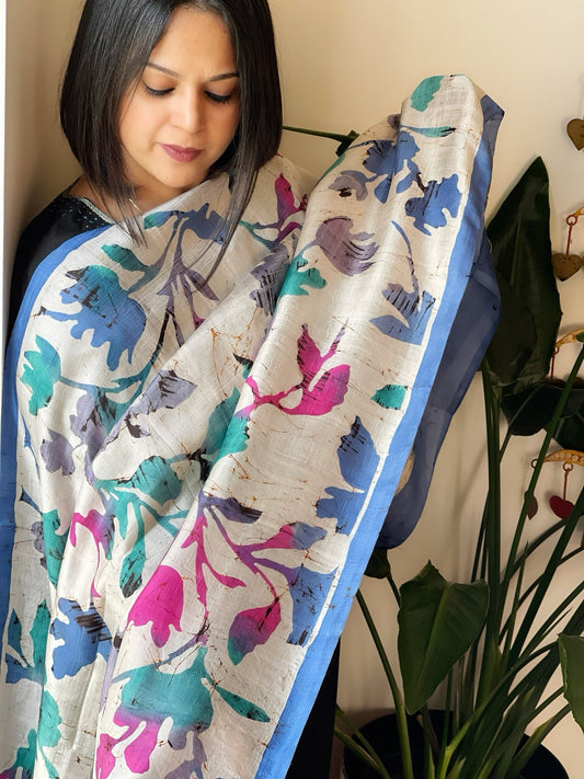 Handpainted & Batik Hand Dyed Dupatta in Handwoven Mul Silk - Masakalee