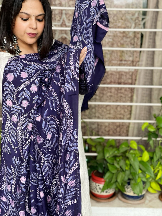 Handpainted & Batik Hand Dyed Dupatta in Modal Silk - Masakalee