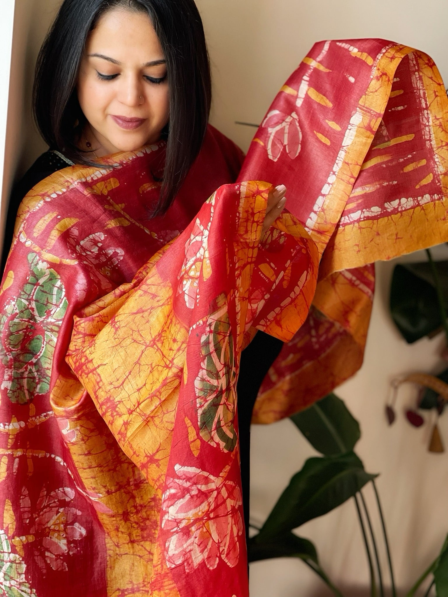 Handpainted Dupatta in Tussar Silk - Masakalee