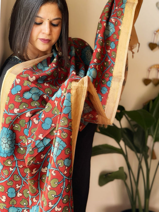 Handpainted Kalamkari Dupatta in Chennuri Silk - Masakalee