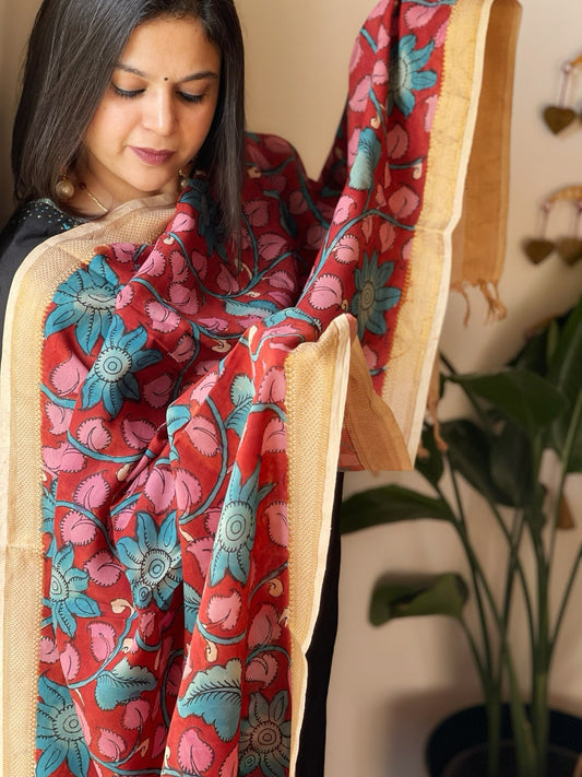 Handpainted Kalamkari Dupatta in Chennuri Silk - Masakalee