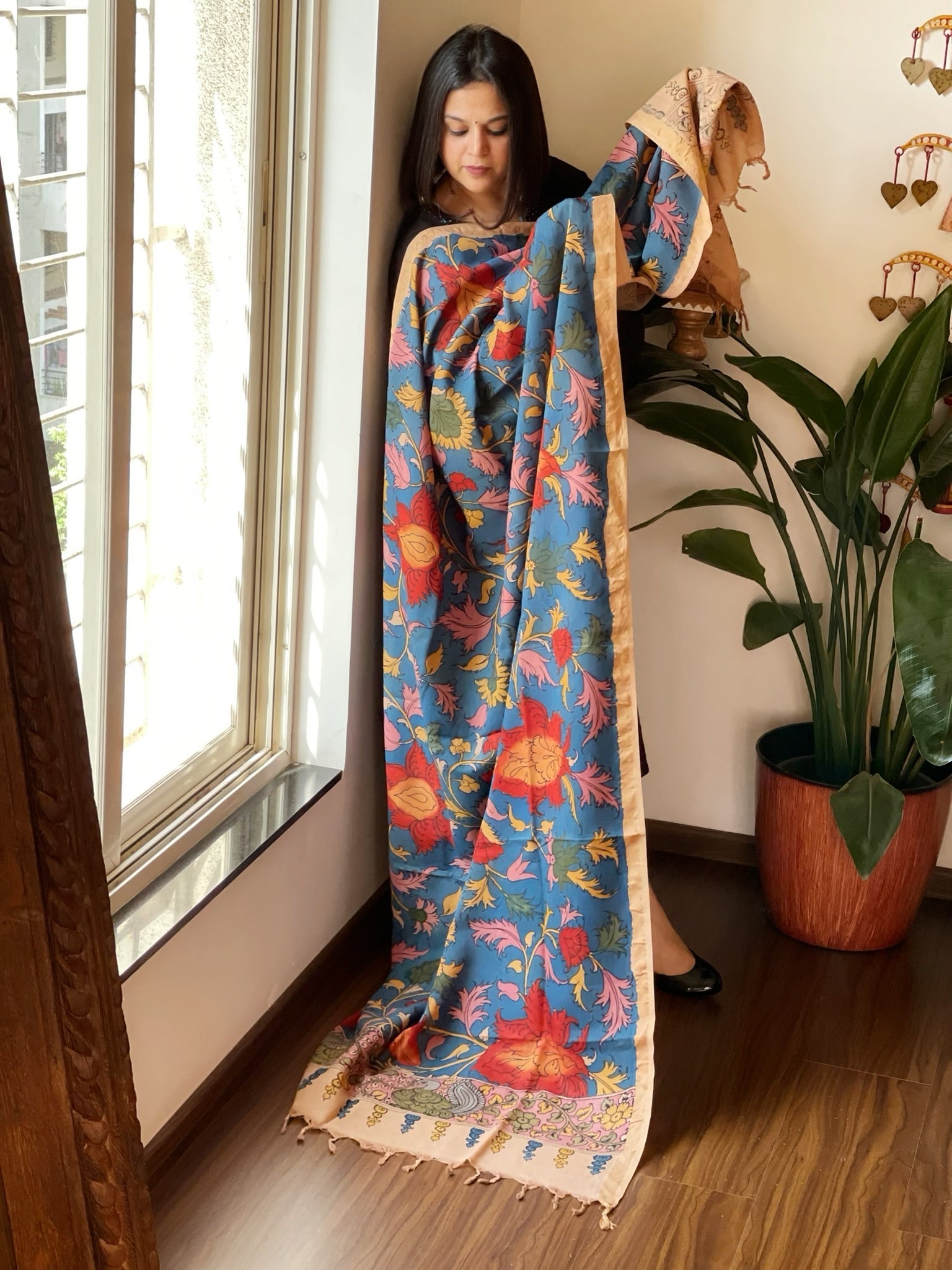 Handpainted Kalamkari Dupatta in Chennuri Silk - Masakalee