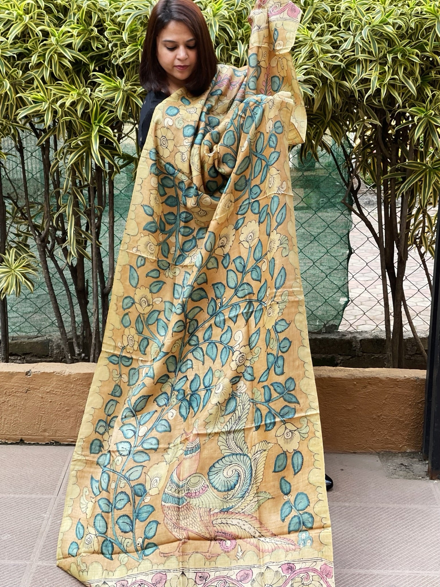 Handpainted Kalamkari Dupatta in Tussar Silk - Masakalee
