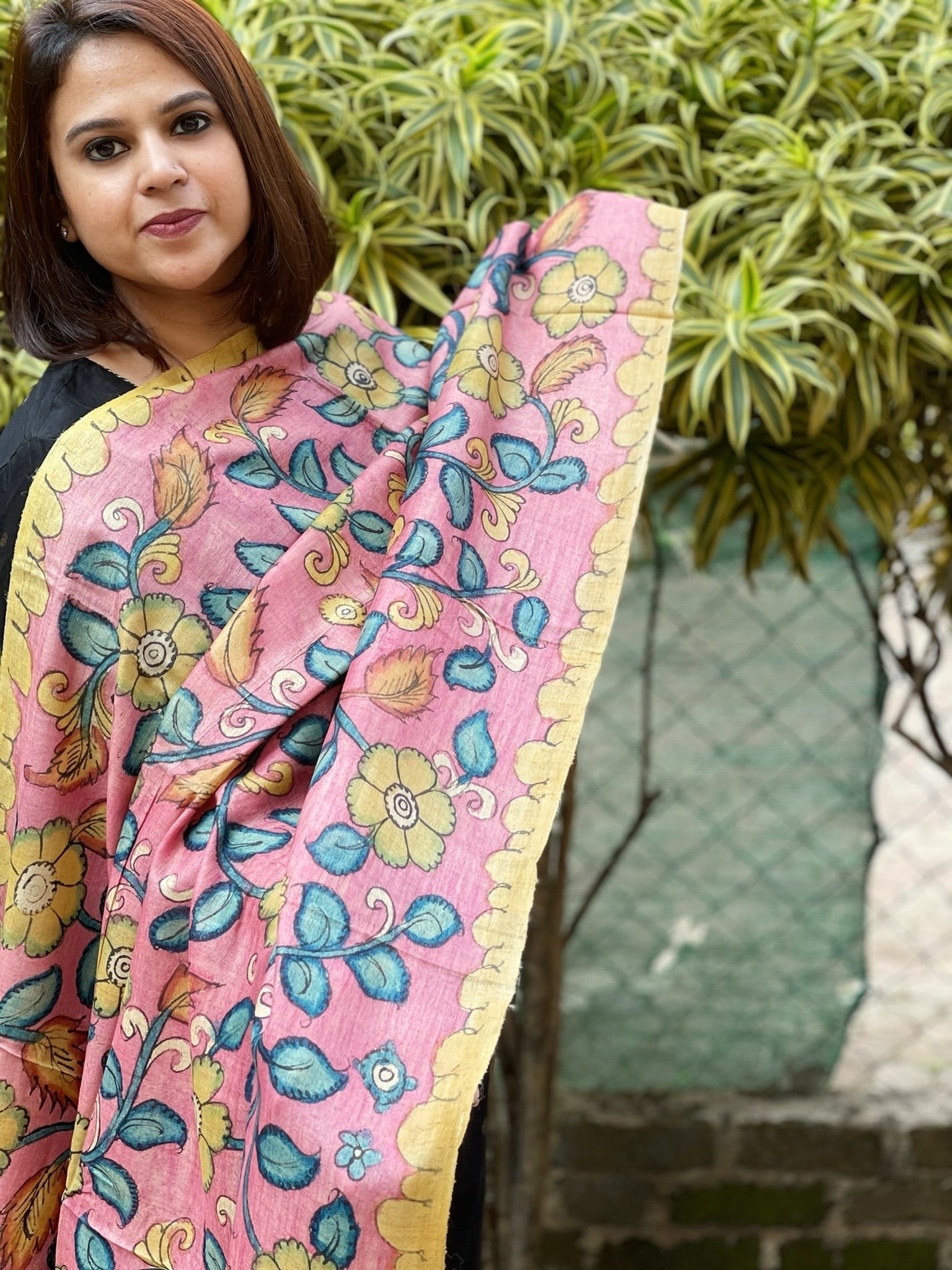 Handpainted Kalamkari Dupatta in Tussar Silk - Masakalee