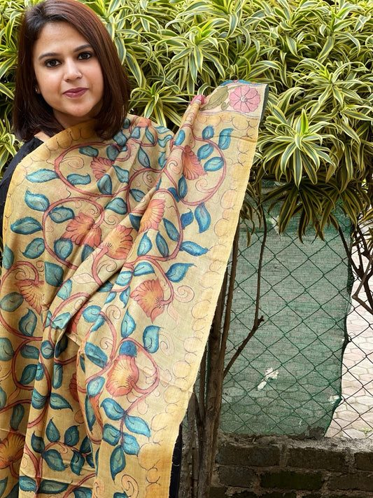 Handpainted Kalamkari Dupatta in Tussar Silk - Masakalee