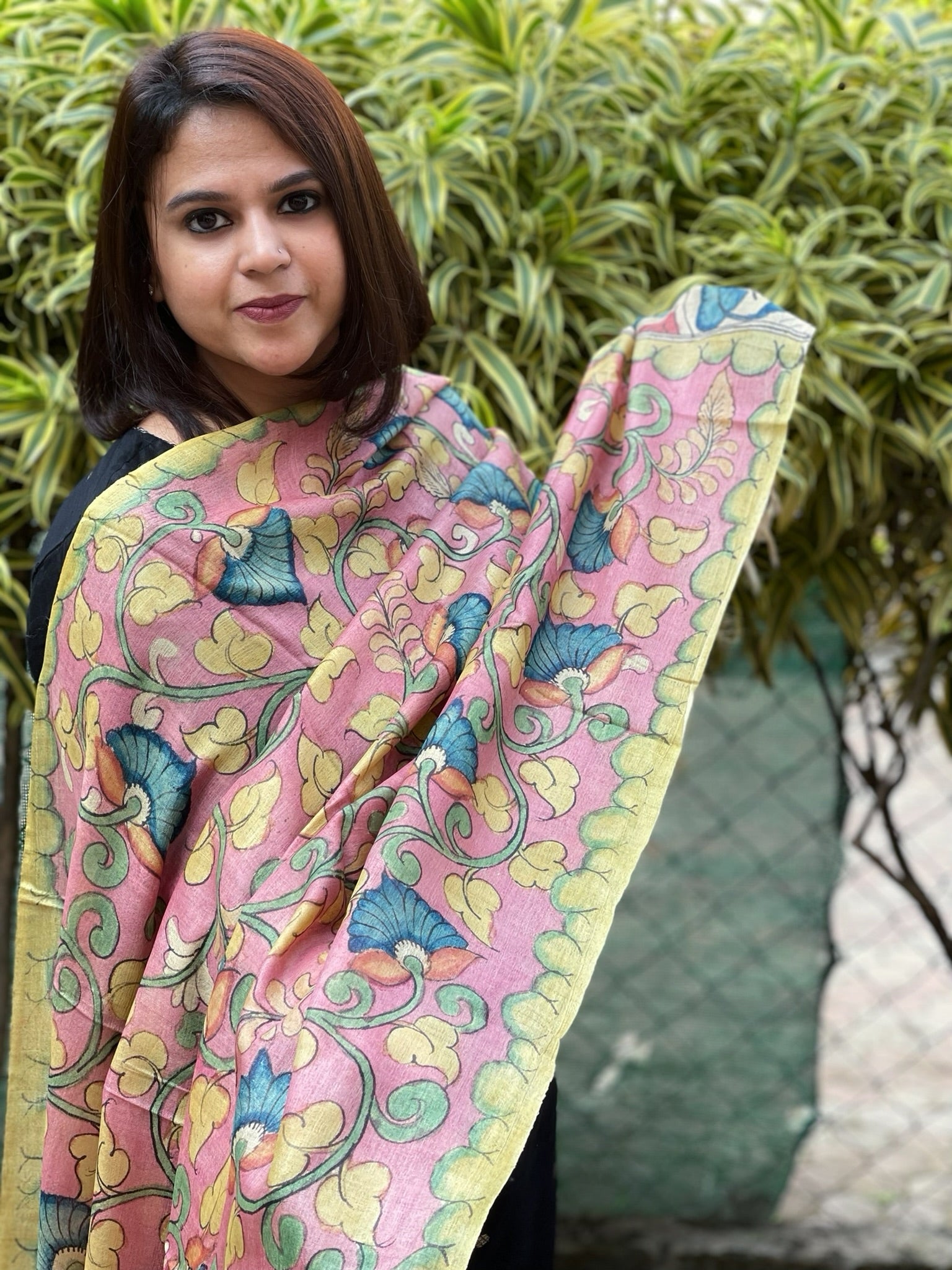 Handpainted Kalamkari Dupatta in Tussar Silk - Masakalee