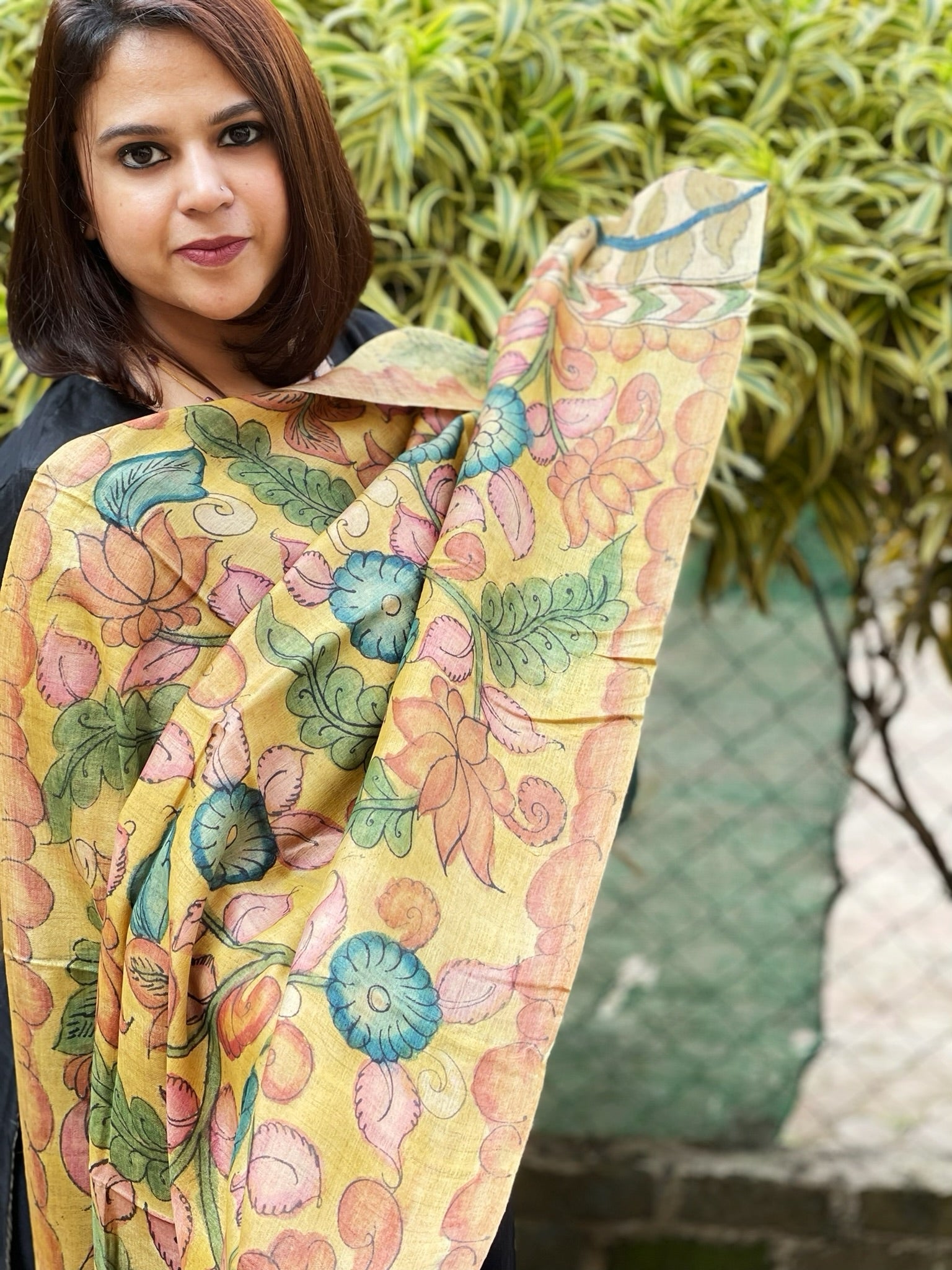 Handpainted Kalamkari Dupatta in Tussar Silk - Masakalee