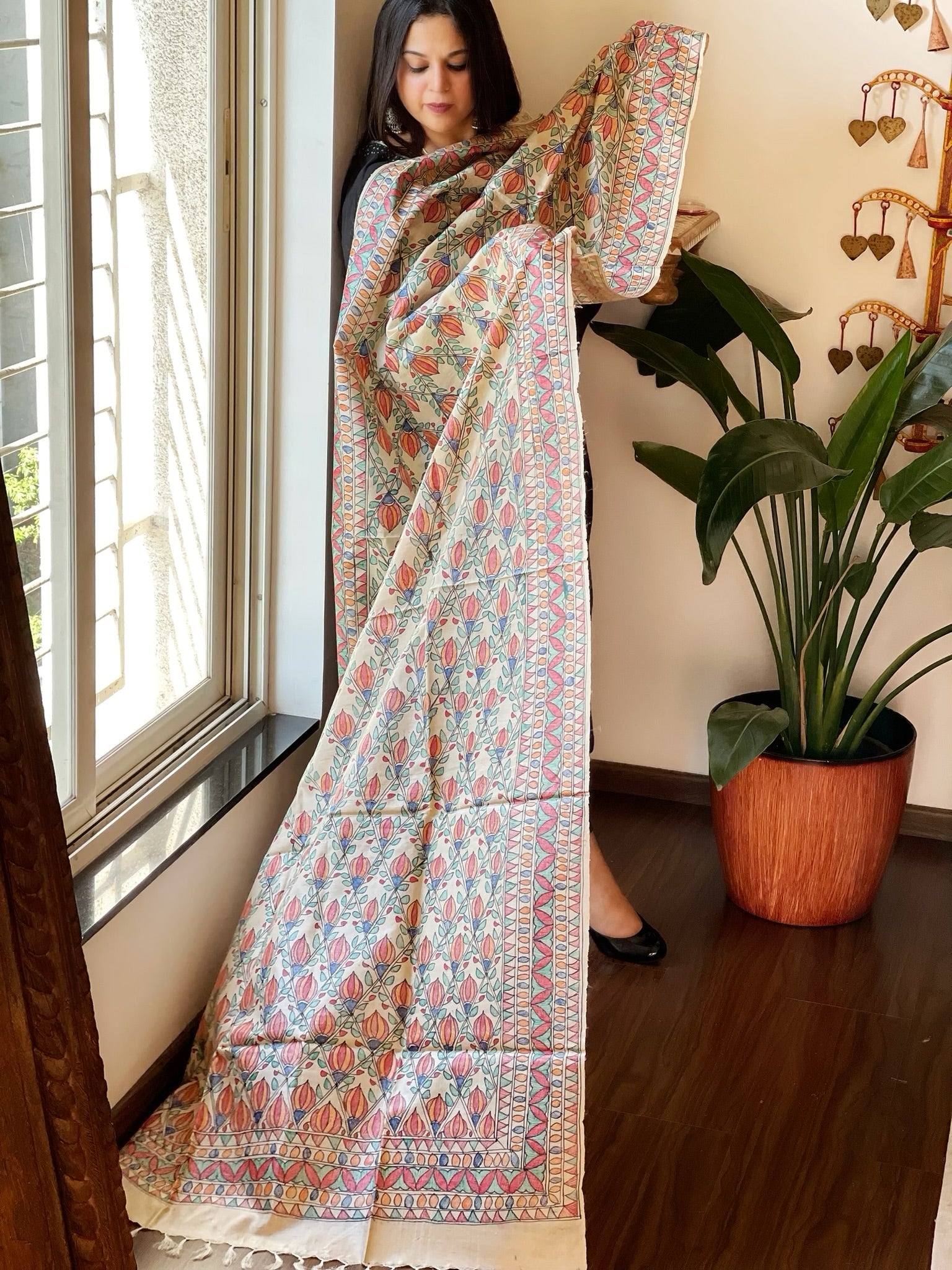 Handpainted Madhubani Dupatta in Pure Tussar Silk - Masakalee