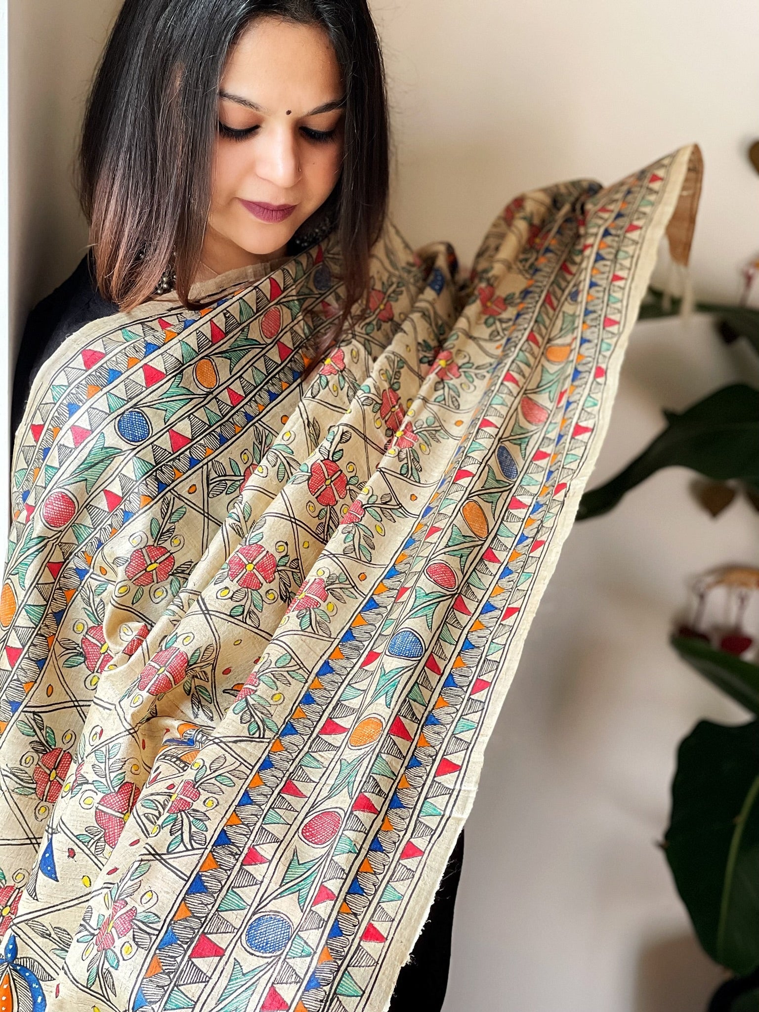 Handpainted Madhubani Dupatta in Pure Tussar Silk - Masakalee