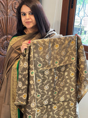 Handwoven Banarasi Suit Set in Pure Silk - Masakalee