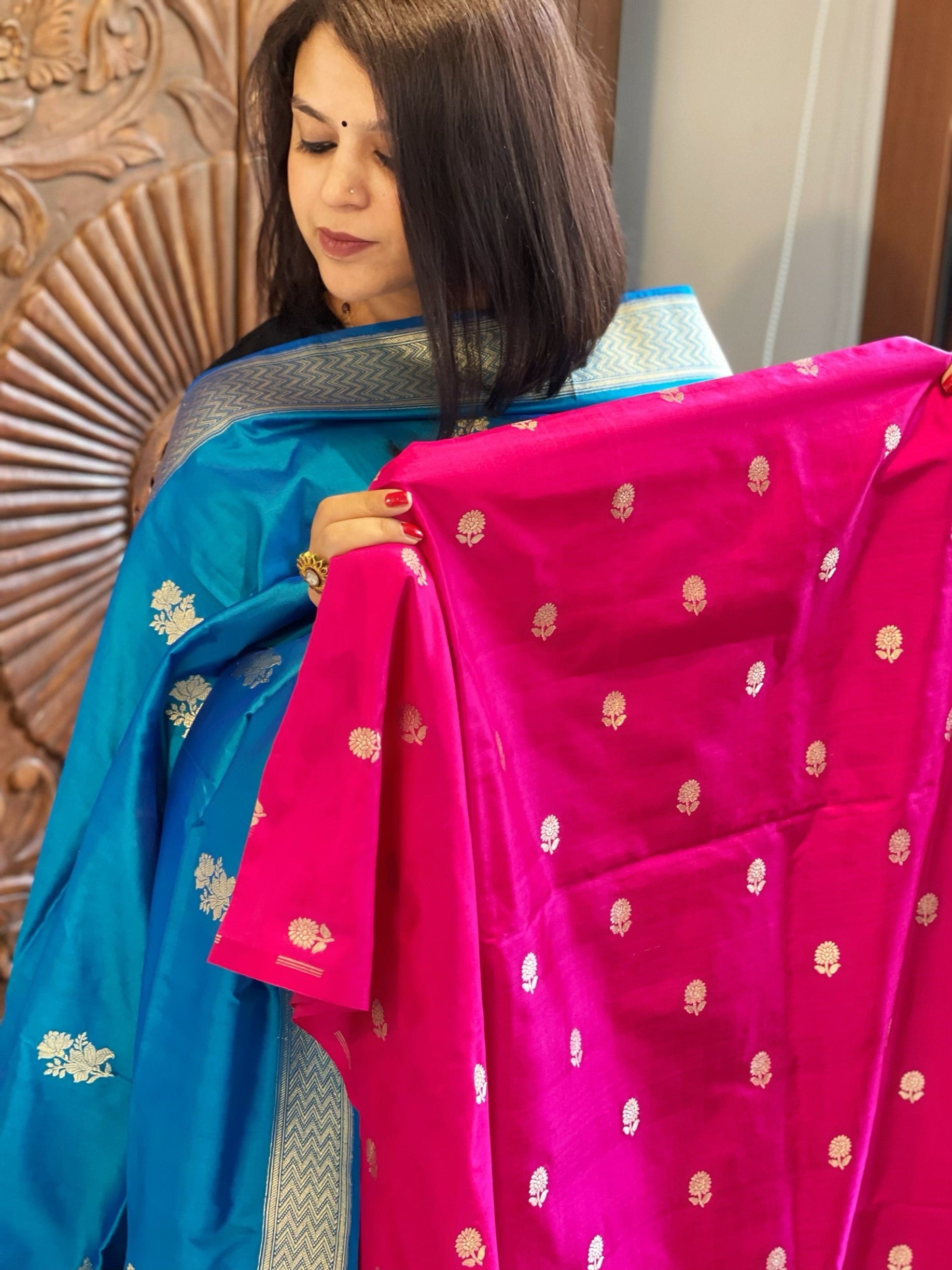 Handwoven Banarasi Suit Set in Pure Silk - Masakalee
