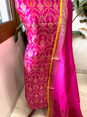 Handwoven Banarasi Suit Set in Pure Silk - Masakalee
