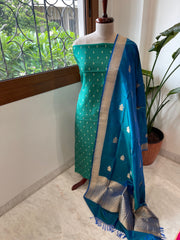 Handwoven Banarasi Suit Set in Pure Silk - Masakalee