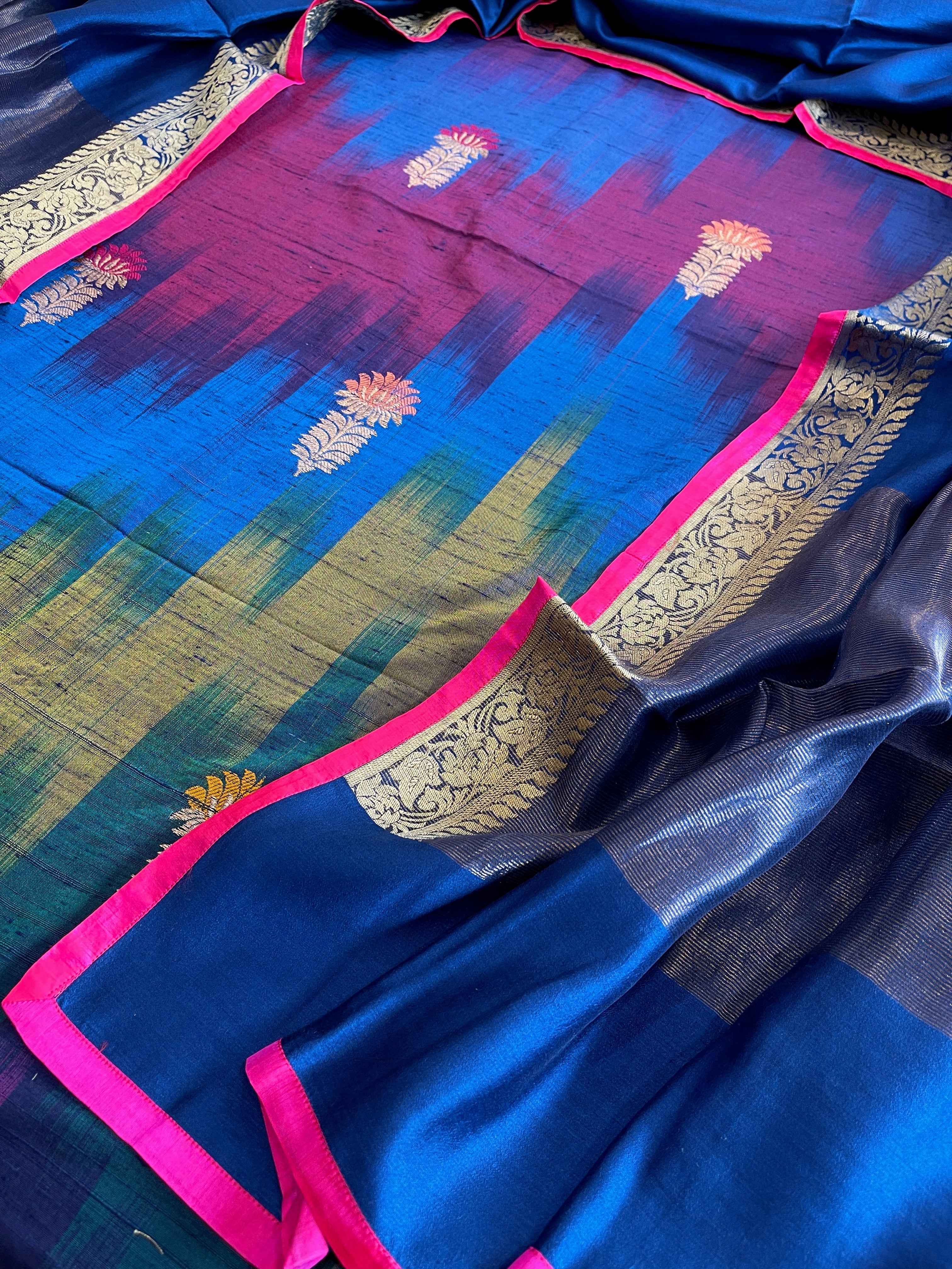 Handwoven Banarasi Suit Set in Pure Silk - Masakalee