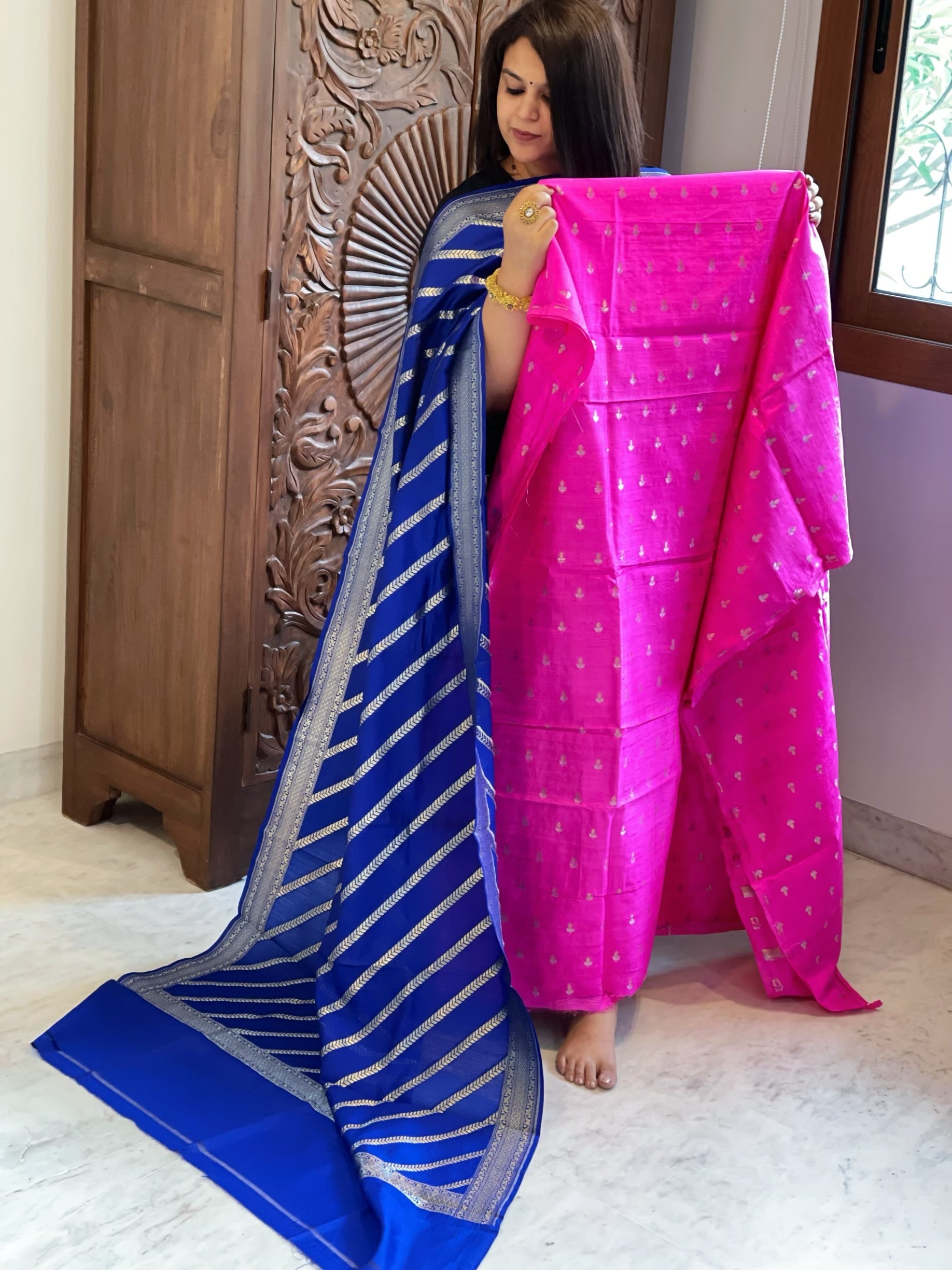 Handwoven Banarasi Suit Set in Pure Silk - Masakalee