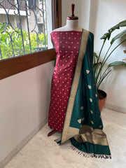 Handwoven Banarasi Suit Set in Pure Silk - Masakalee