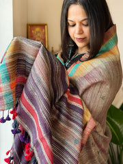 Handwoven Bhujodi Shawl in Pure Tussar and Wool - Masakalee