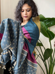 Handwoven Bhujodi Shawl in Pure Tussar and Wool - Masakalee