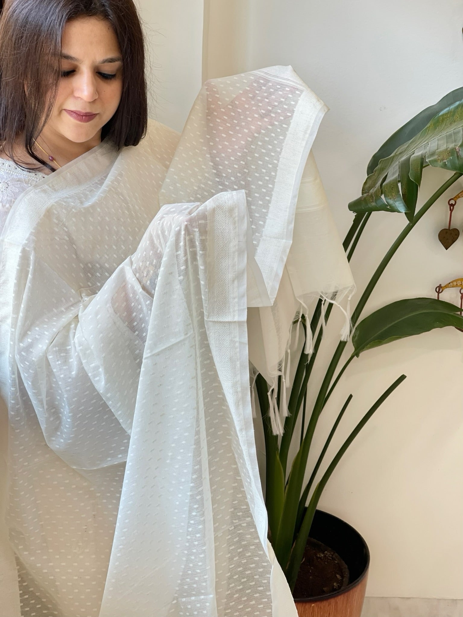 Handwoven Chanderi Dupatta with Self Design - Masakalee