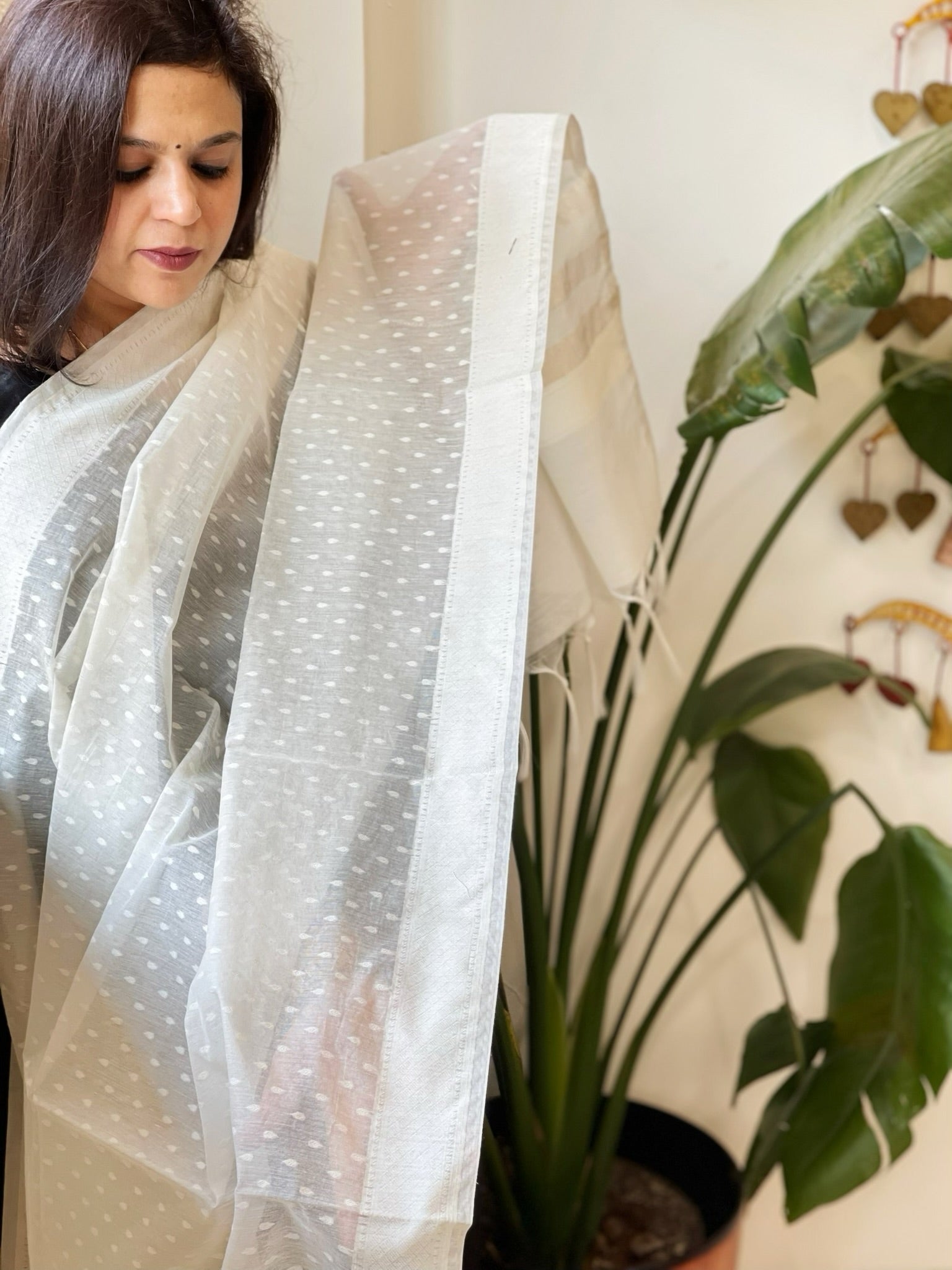 Handwoven Chanderi Dupatta with Self Design - Masakalee